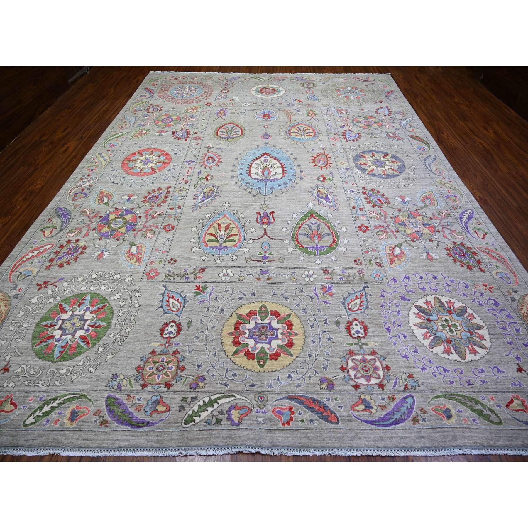 Médiéval Tapis oriental noué à la main, couleur brun clair Peshawar, 10'2