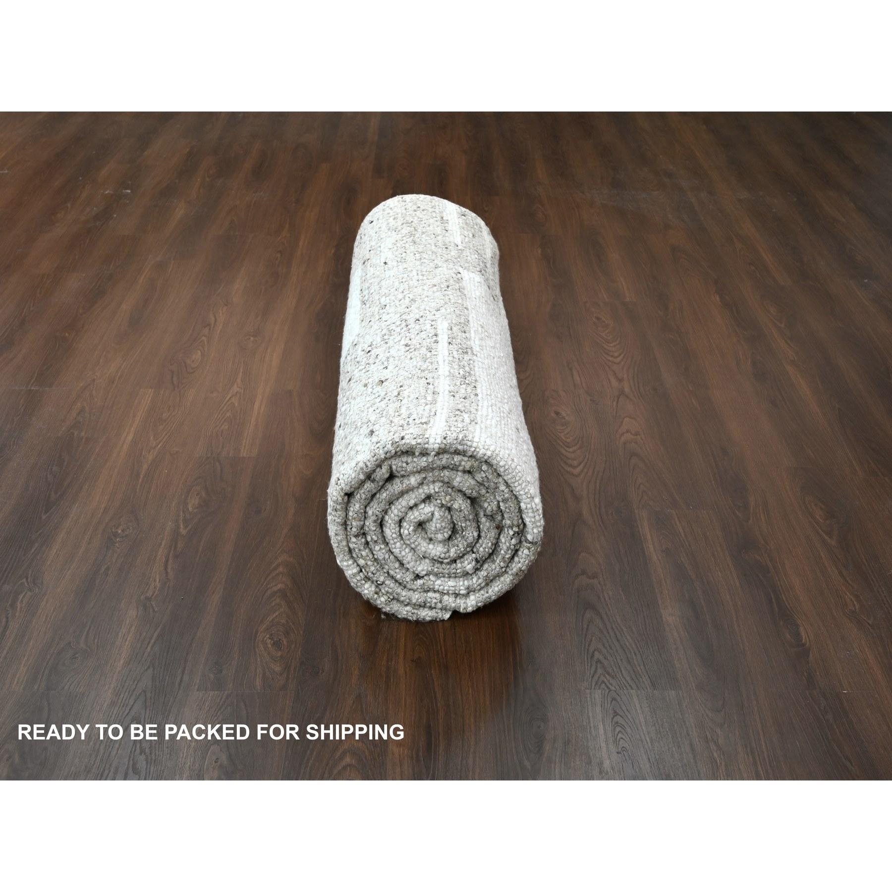 Tapis noué à la main 10'2