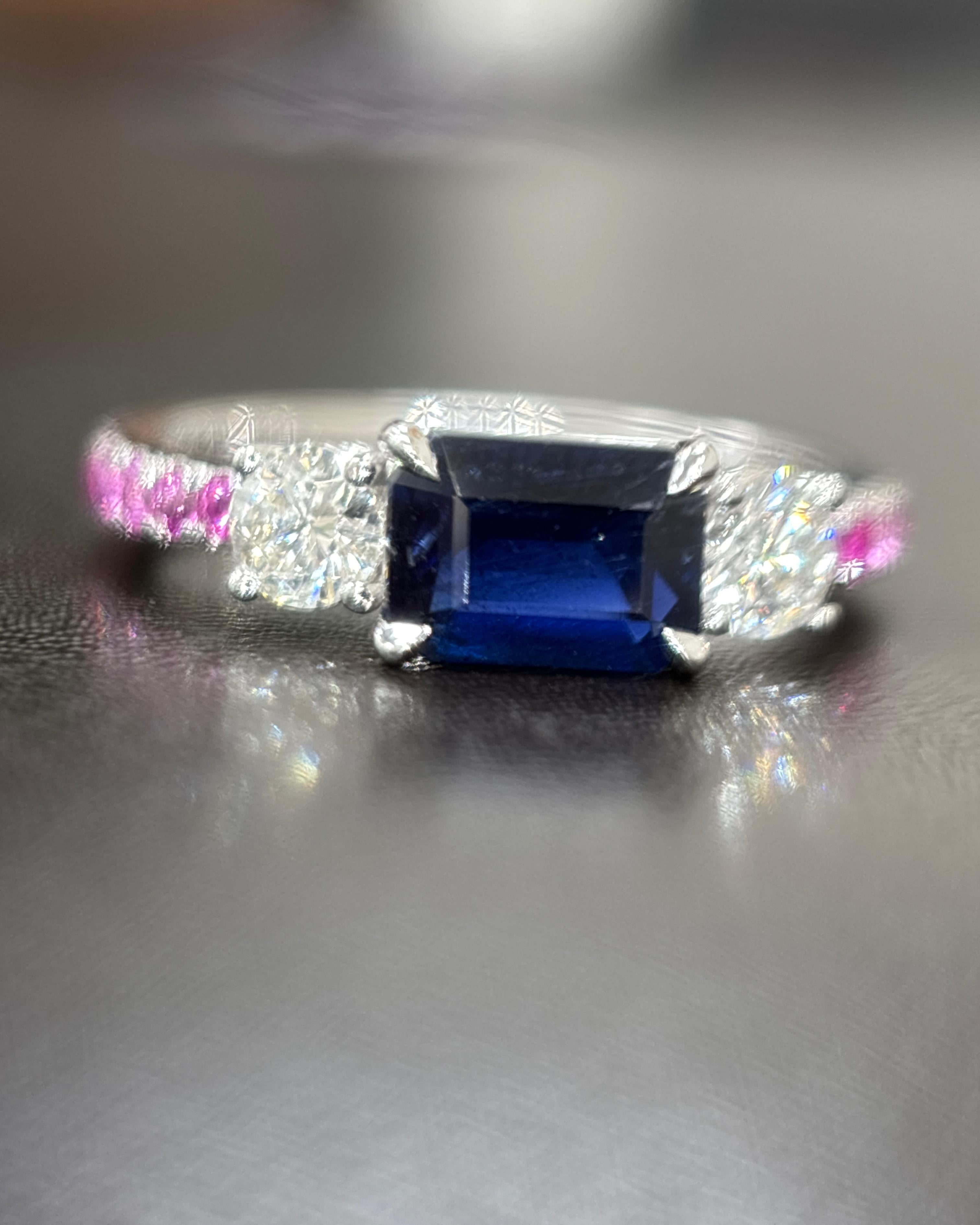 Femenino o masculino 1,03 Quilates Zafiro Azul de Birmania Sin Calor Zafiro Rosa Diamante Blanco Anillo de Oro en venta