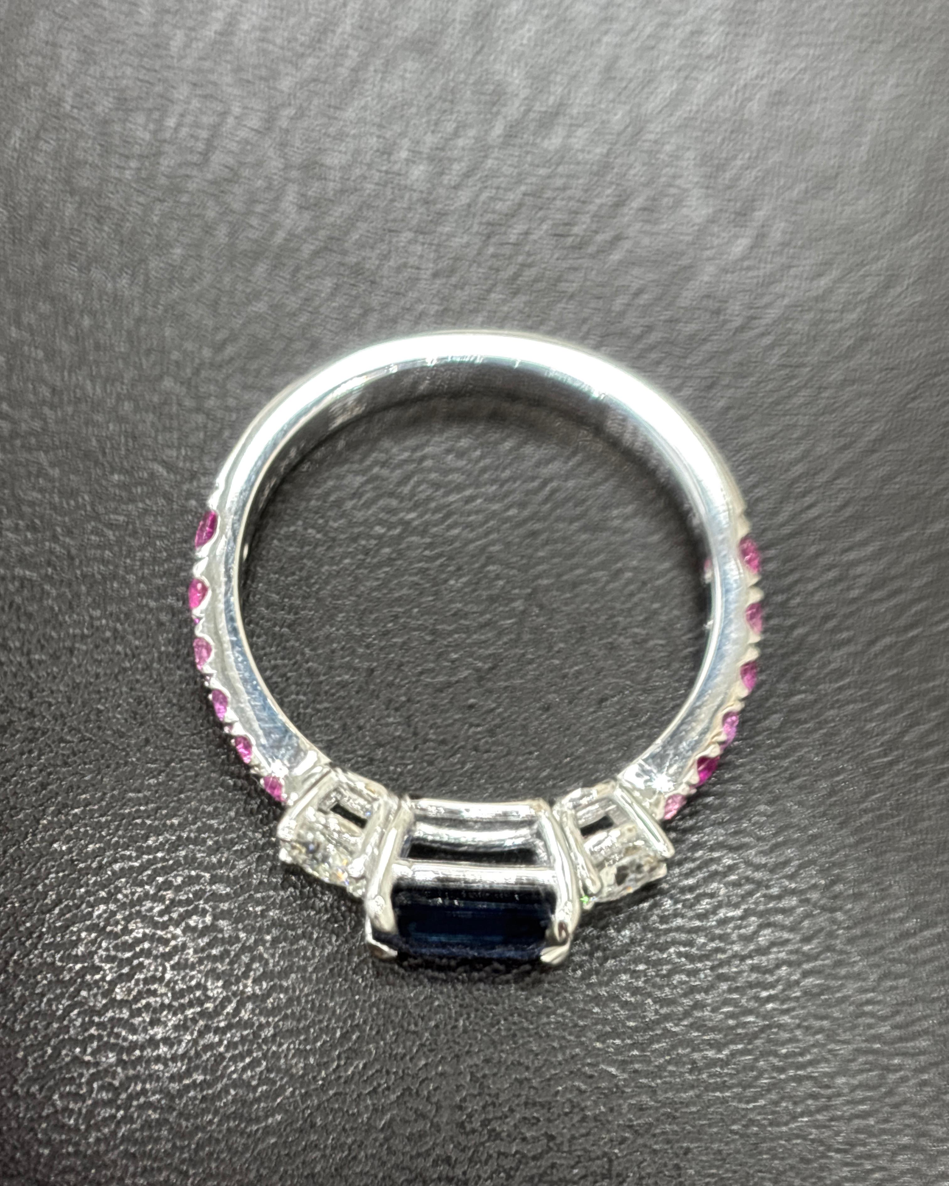 1,03 Quilates Zafiro Azul de Birmania Sin Calor Zafiro Rosa Diamante Blanco Anillo de Oro en venta 1