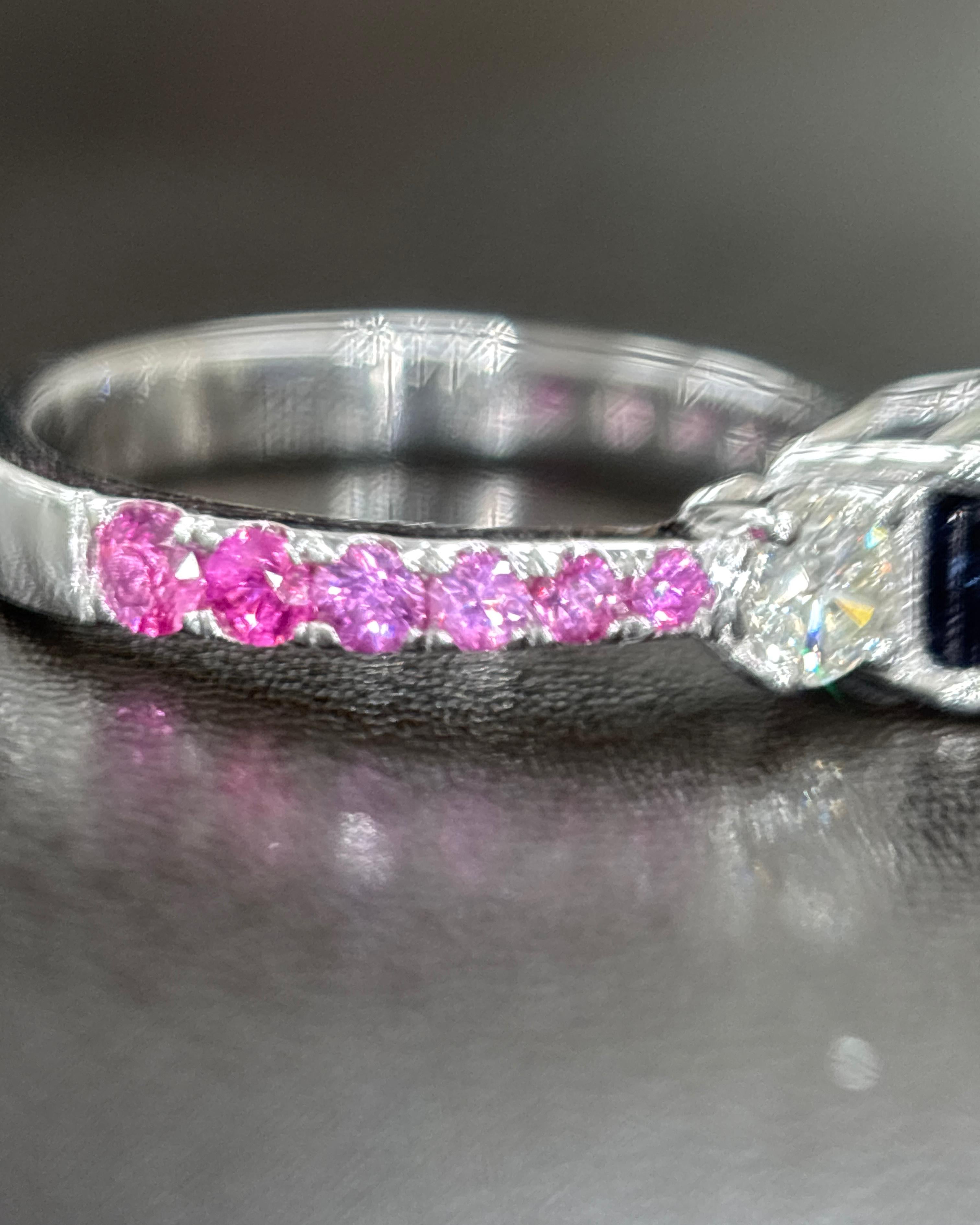 1,03 Quilates Zafiro Azul de Birmania Sin Calor Zafiro Rosa Diamante Blanco Anillo de Oro en venta 3