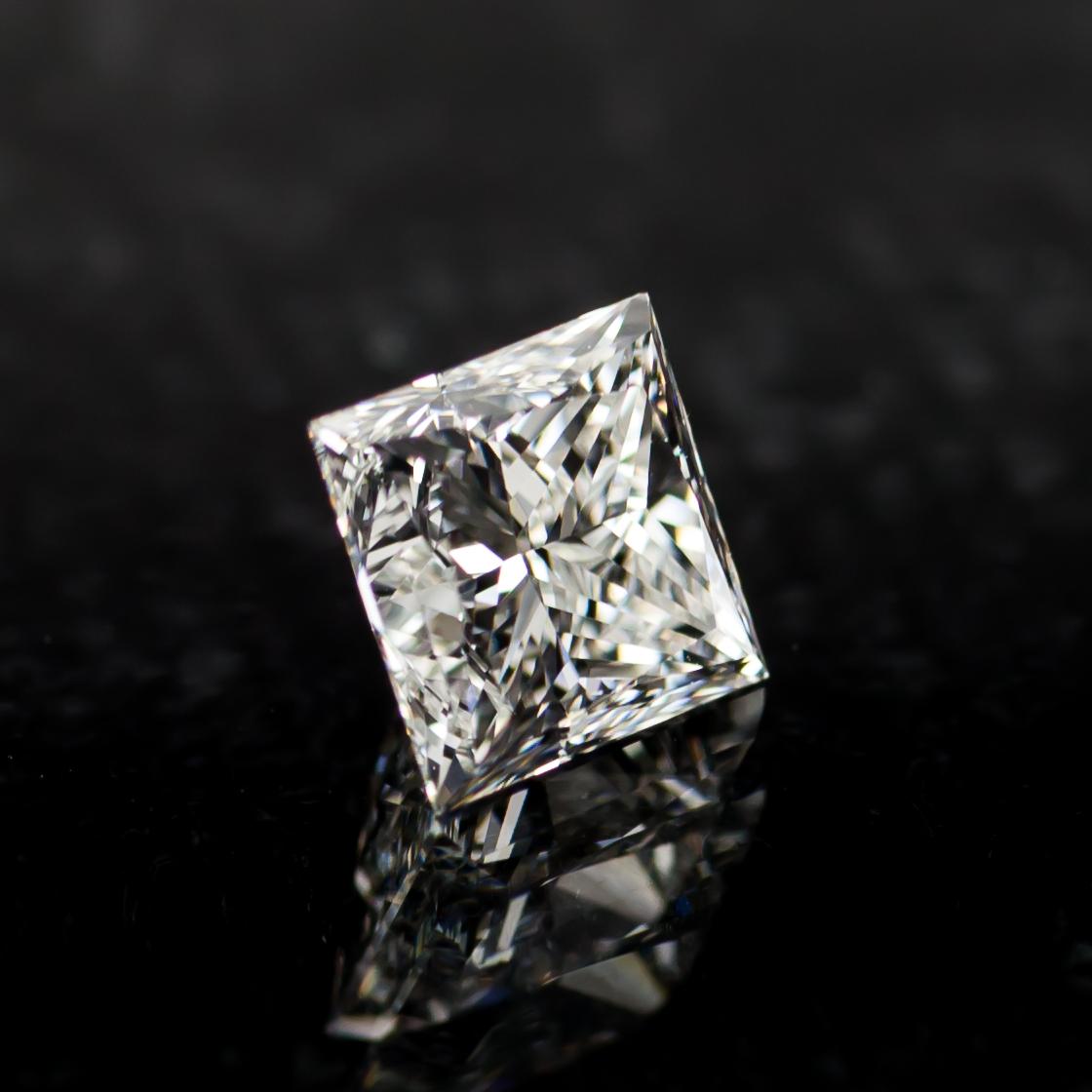 Diamant taille princesse de 1,03 carat non serti I/VS1 certifié GIA Excellent état - En vente à Sherman Oaks, CA