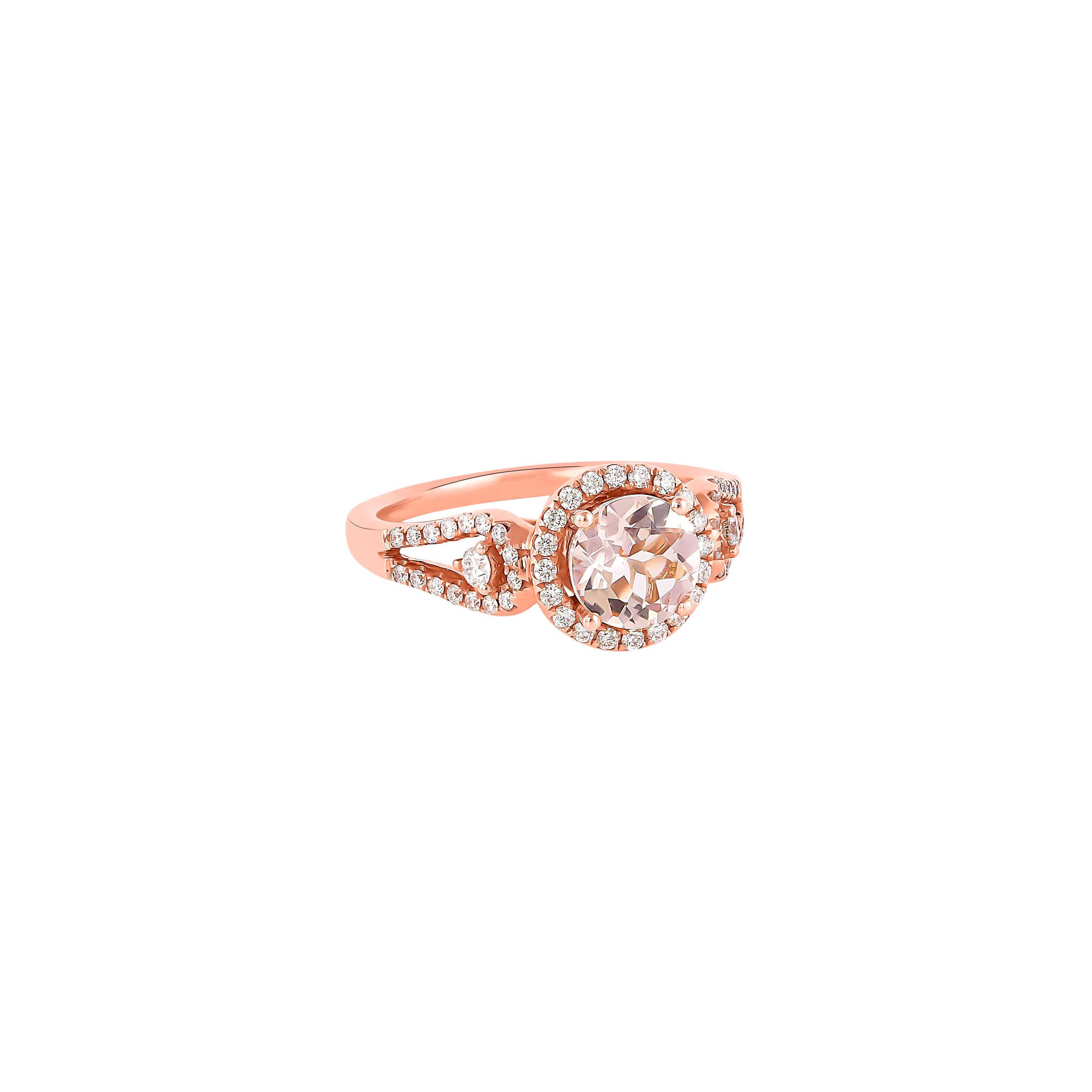 Contemporary 1.03 Carat Morganite and Diamond Ring in 18 Karat Rose Gold For Sale