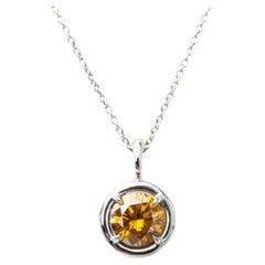 Natürlicher Orangefarbener Diamant (1,03 Karat) Runder Sonnenwende-Anhänger aus 14 Karat Weißgold