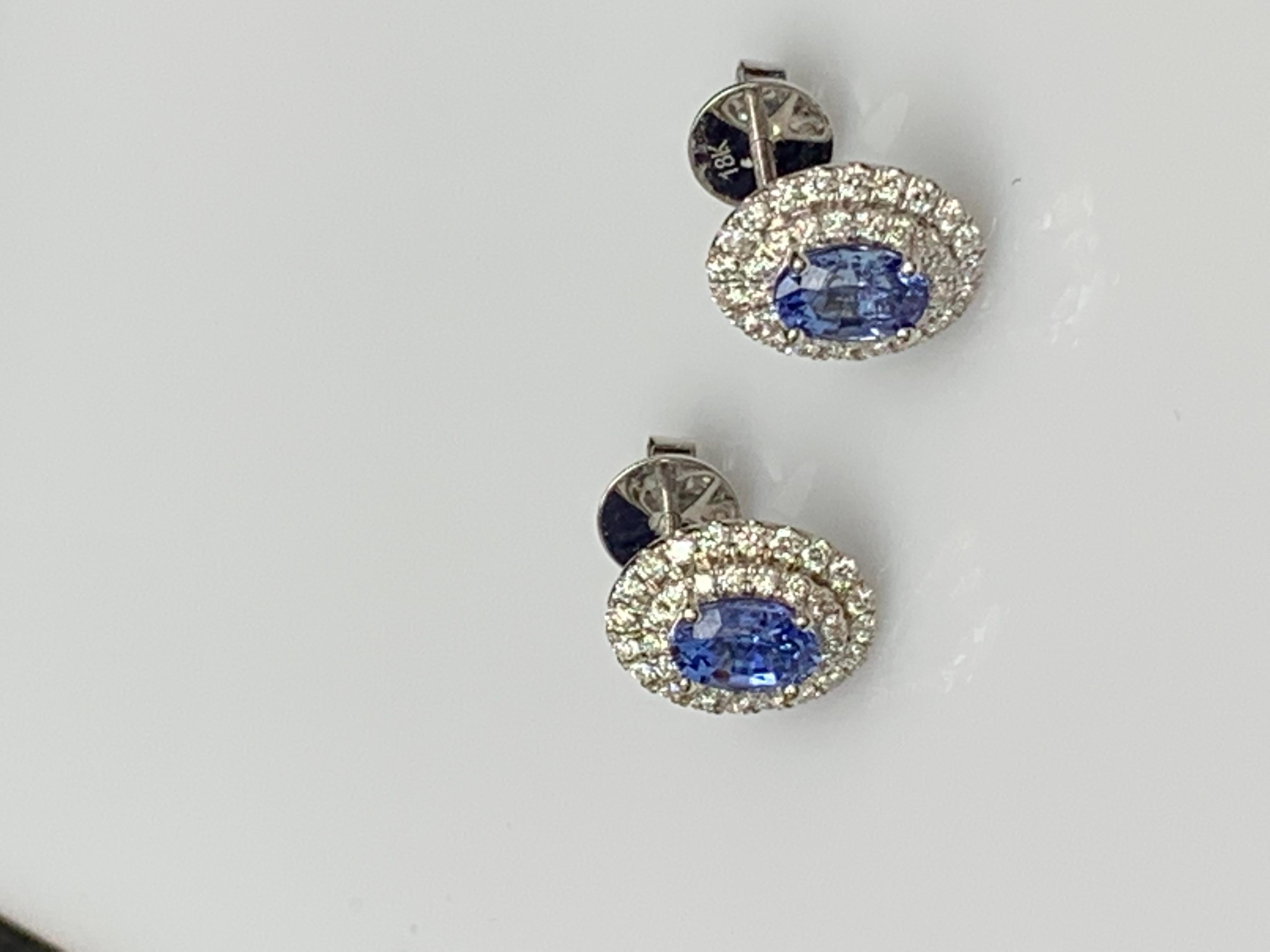 1.03 Carat Oval Cut Blue Sapphire and Diamond Stud Earrings in 18K White Gold For Sale 1