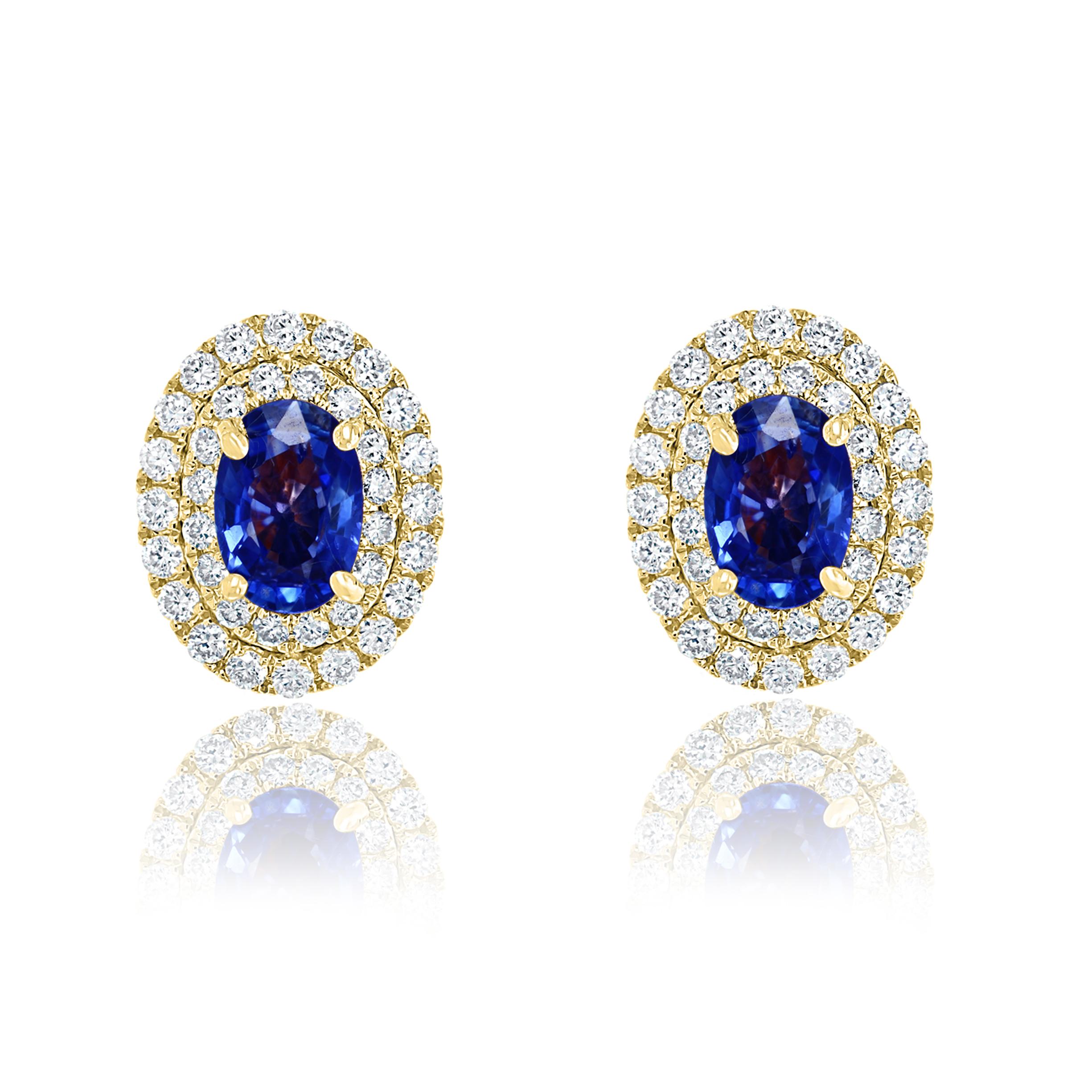 Contemporary 1.03 Carat Oval Cut Blue Sapphire and Diamond Stud Earrings in 18K Yellow Gold For Sale