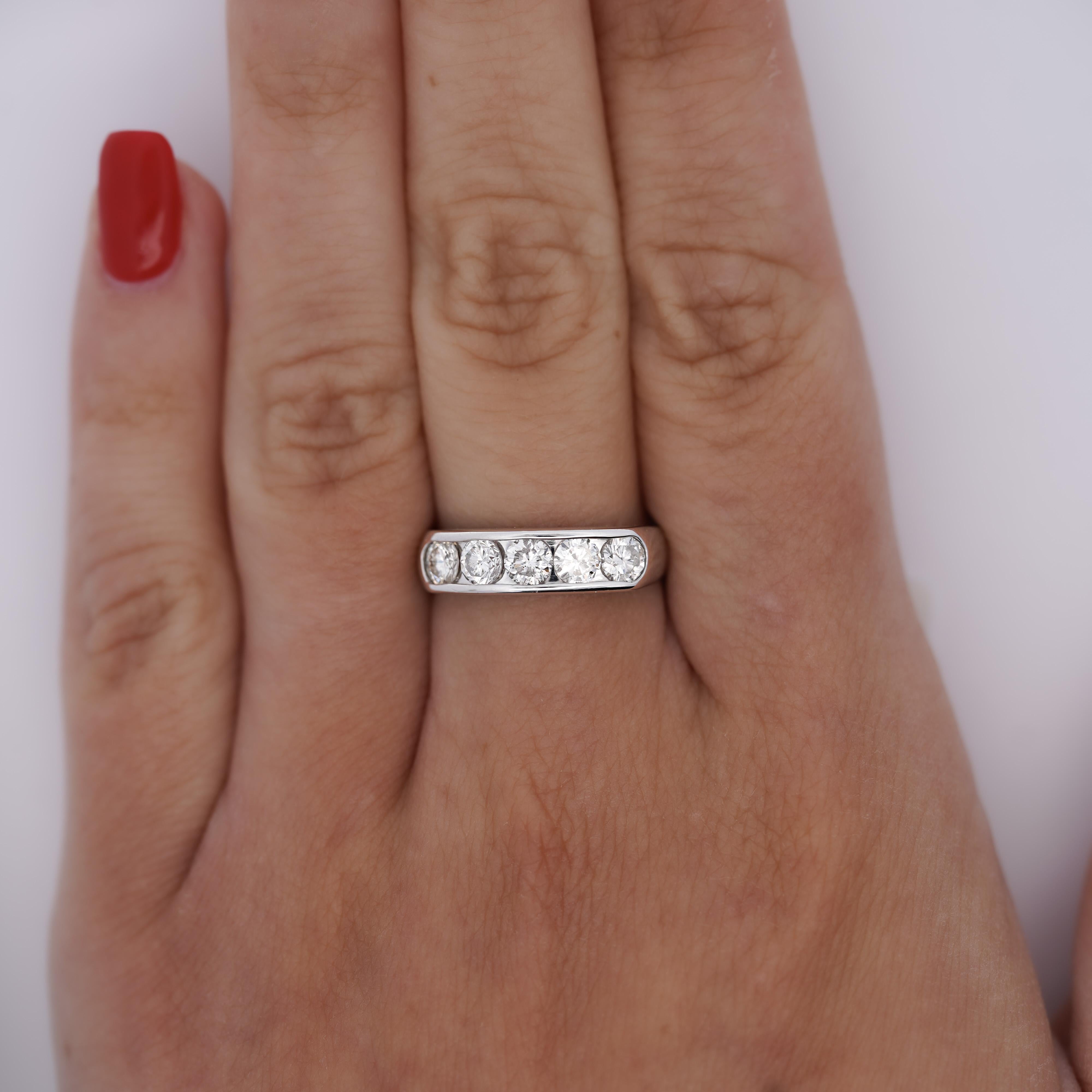 Modern 1.03 Carat Round-Cut Diamond in Platinum 900 Channel Setting Half-Eternity Ring For Sale