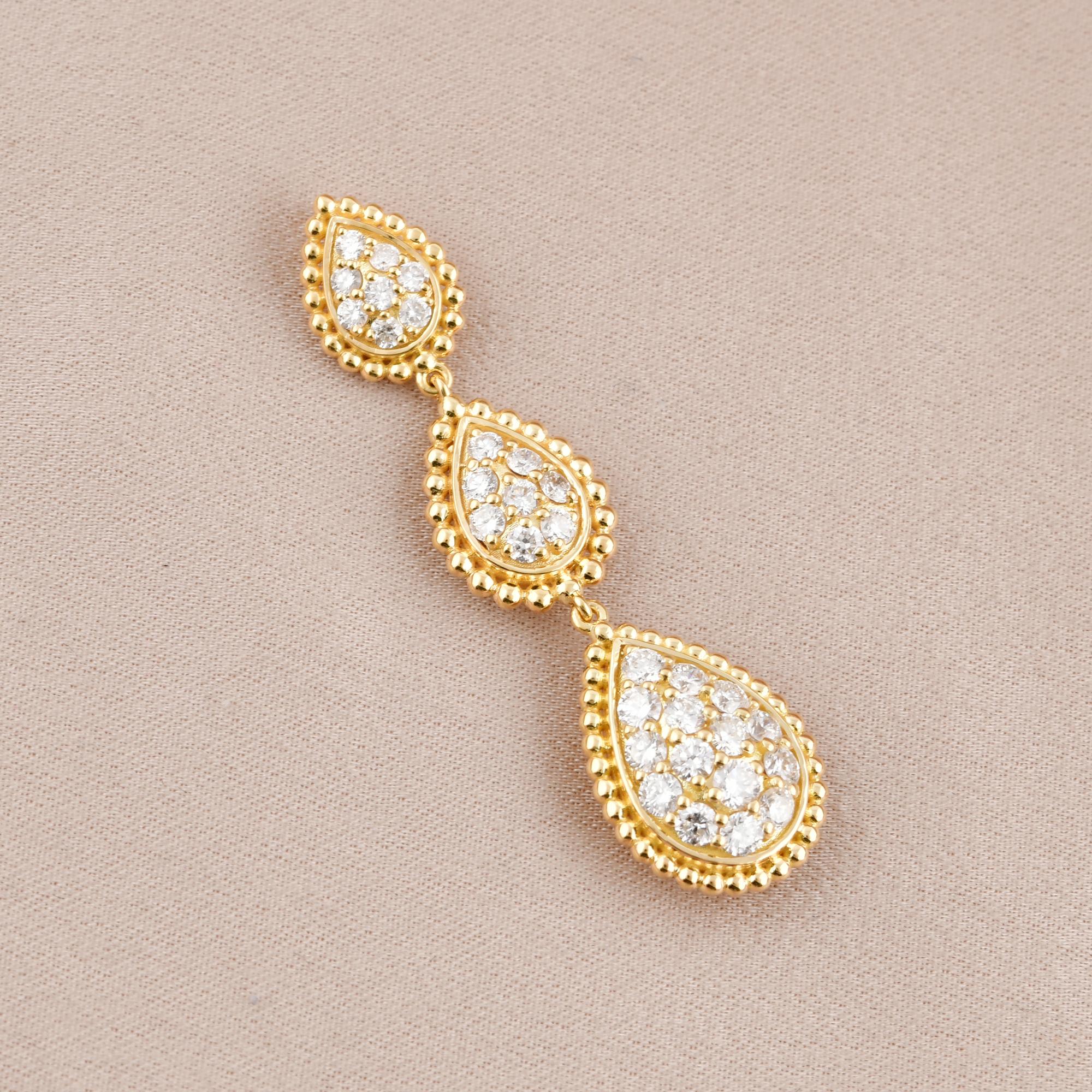 Modern 1.03 Carat SI Clarity HI Color Diamond Drop Pendant 14 Karat Yellow Gold Jewelry For Sale