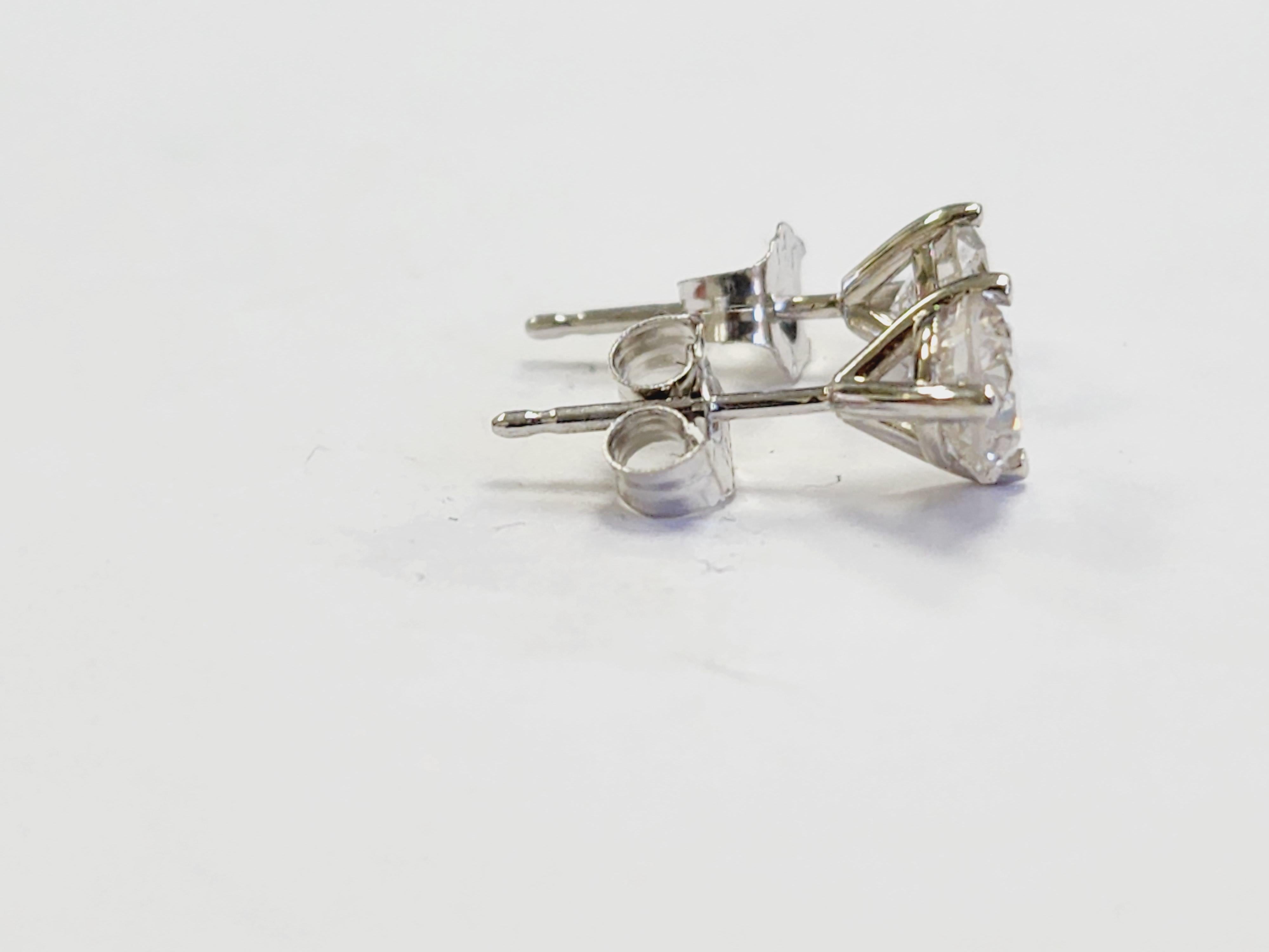 1,03 Karat natürliche runde Diamant-Ohrstecker aus Weißgold 14 Karat 5