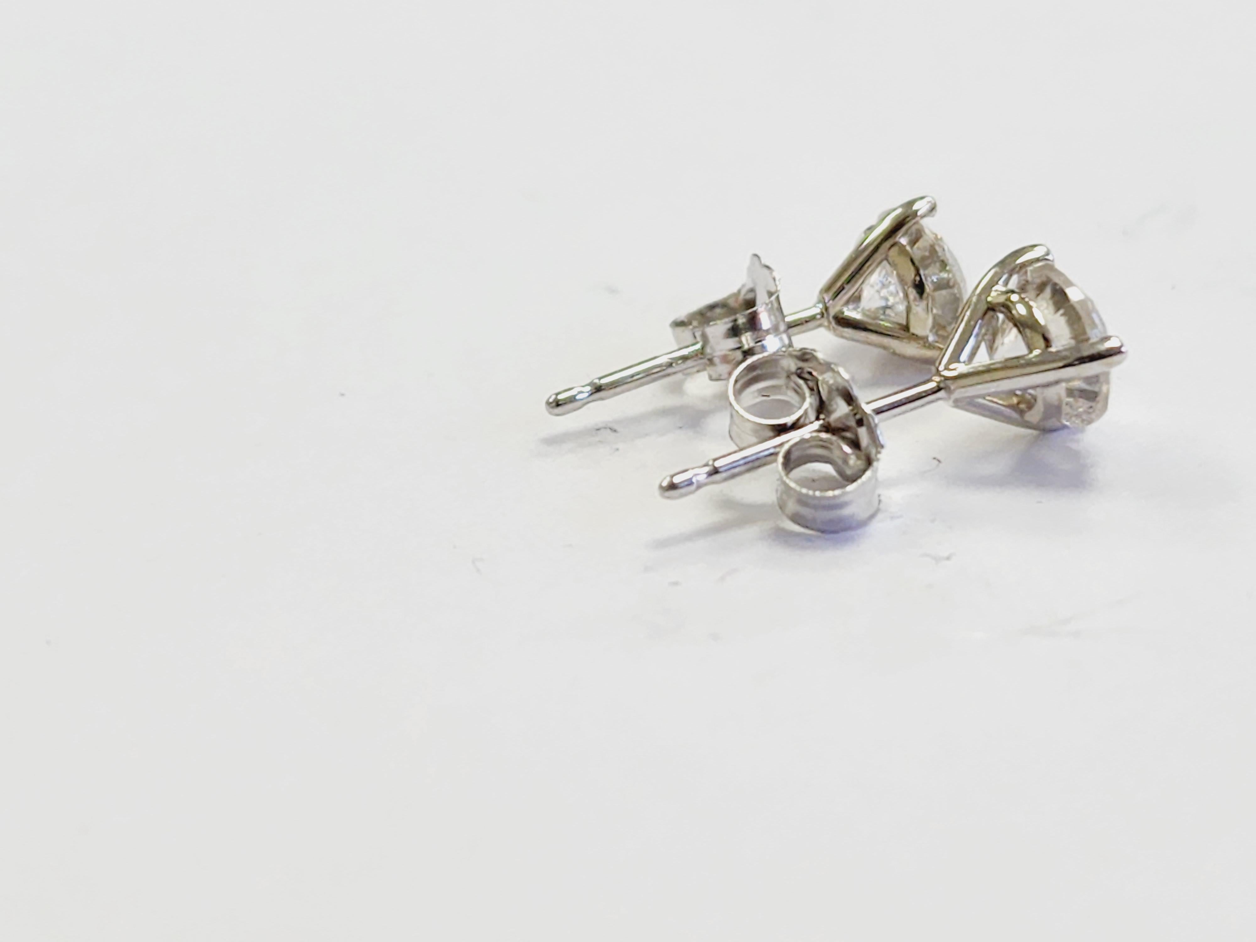 1,03 Karat natürliche runde Diamant-Ohrstecker aus Weißgold 14 Karat 1