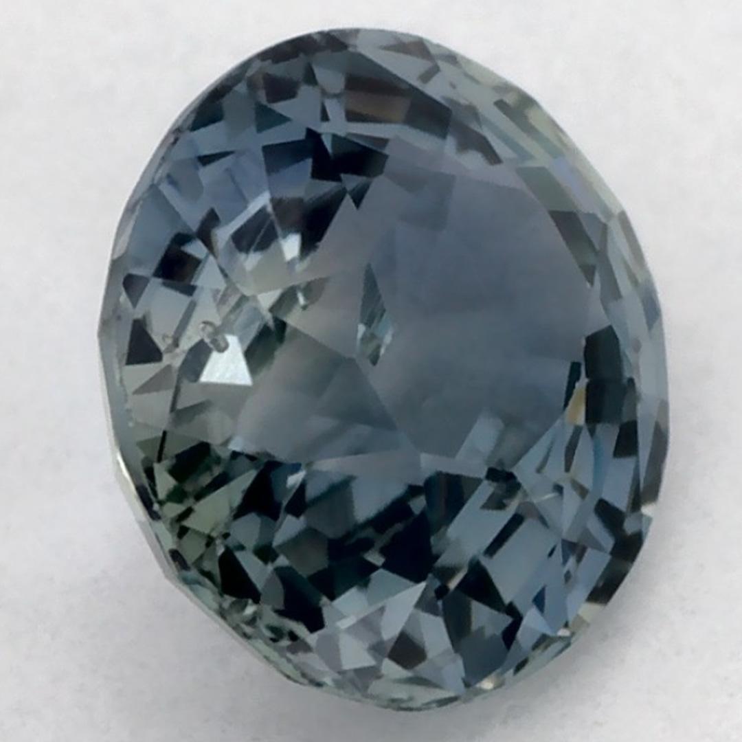 1.03 Ct Green Sapphire Oval Loose Gemstone (Saphir vert ovale en vrac) en vente 2