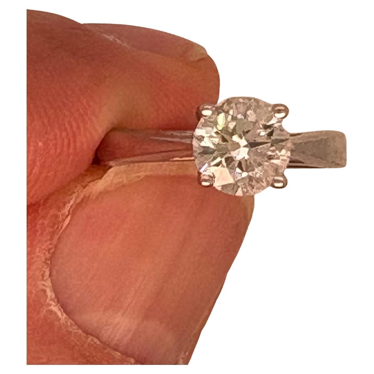 1.03 CT Runder Diamant Verlobungsring im Angebot