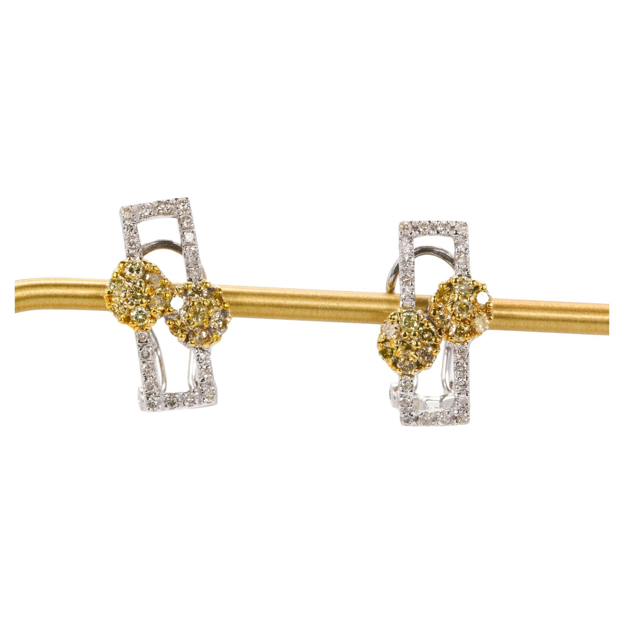 Orecchini con diamante giallo e diamante da 1,03 CTW in oro bicolore 18K