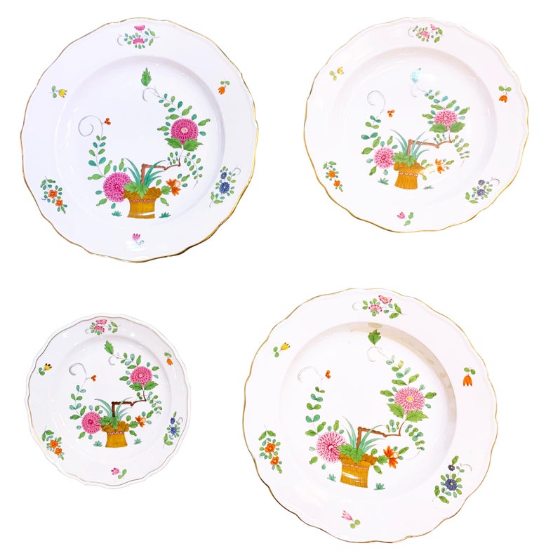 Hand-Painted 103-Piece Meissen Porcelain Dinner Service for 12 For Sale