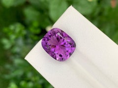 10.30 Carat Natural Loose Amethyst Flower Cut Gem For Necklace