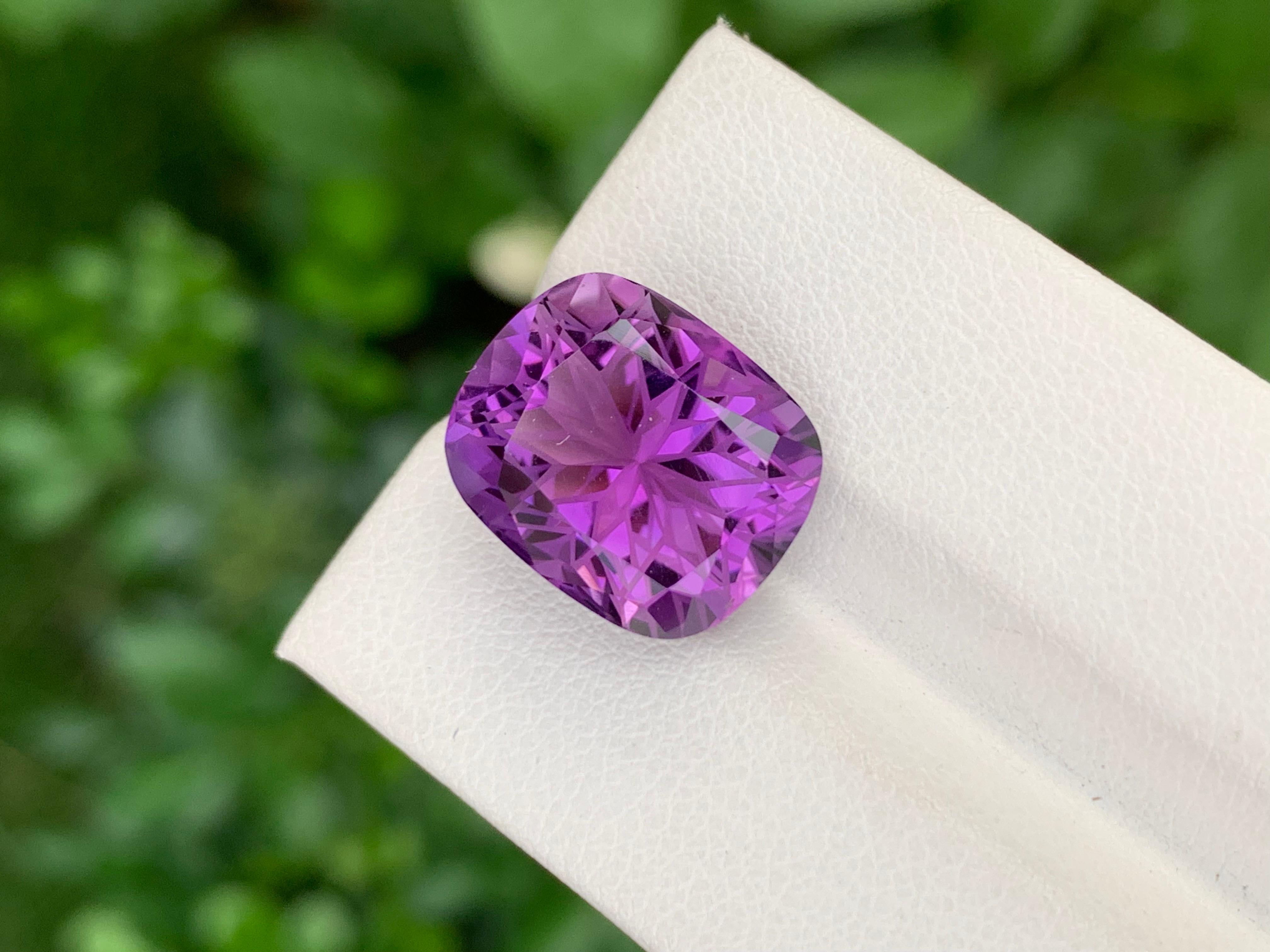 Cushion Cut 10.30 Carat Natural Loose Amethyst Flower Cut Gem For Necklace For Sale