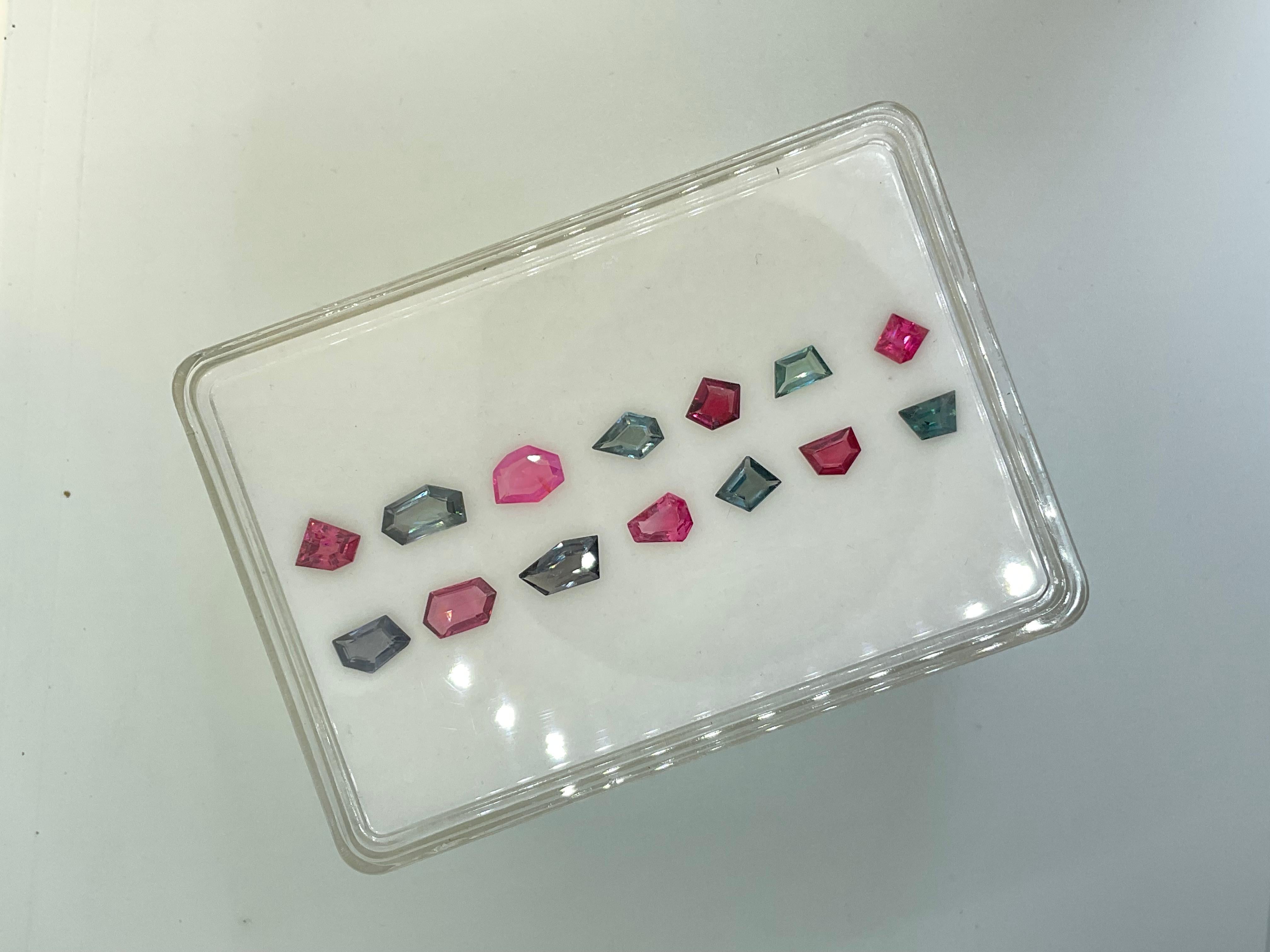 Women's or Men's 10.30 Carats Grey & Pink Spinel Fancy Cut Stone Natural Gem For Top Fine Jewelry For Sale