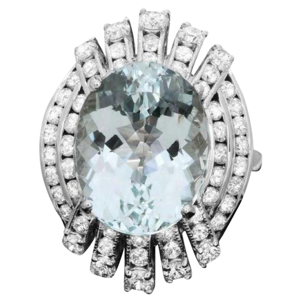 10.30 Carats Natural Aquamarine and Diamond 14k Solid White Gold Ring For Sale