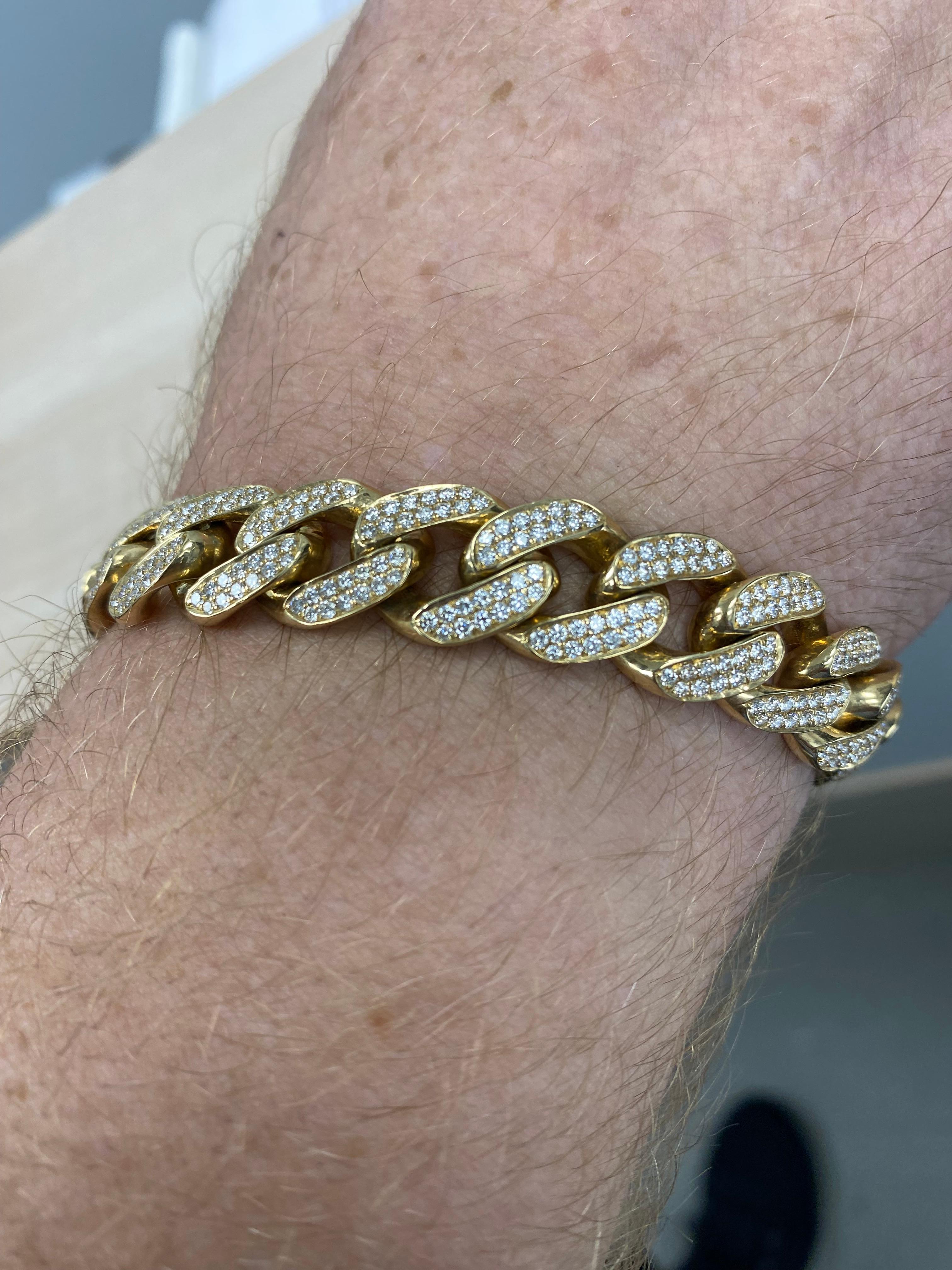 10.32 Carats Cuban Link Diamond Bracelet pour homme en or jaune 14k 89.3 grammes en vente 10