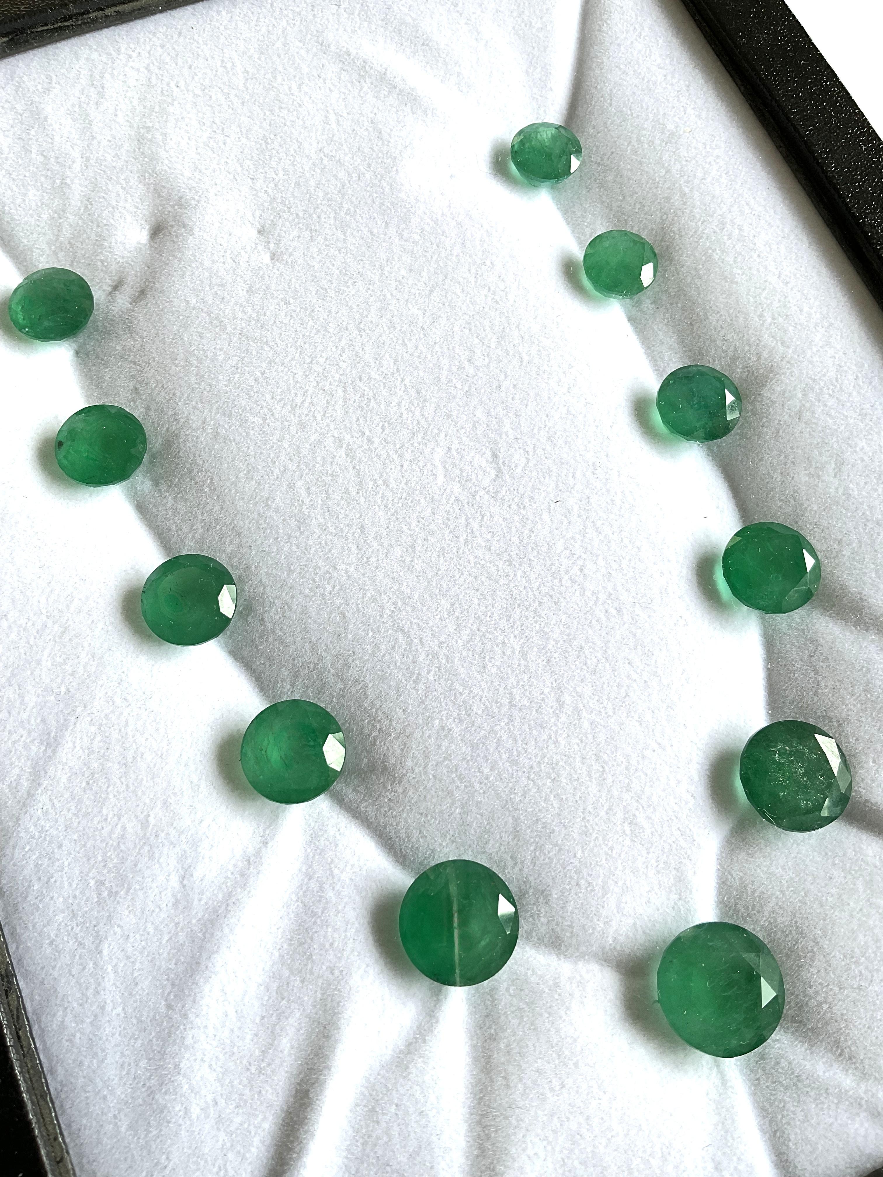 103.48 Carats Zambian Emerald Round Cutstone Layout 11 Pieces For Fine Jewelry For Sale 2