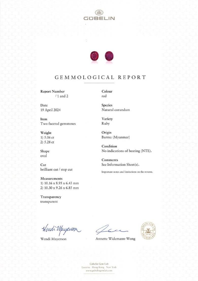 Questi orecchini di alta gioielleria, uno spettacolo abbagliante di rarità e splendore, sono incentrati su una coppia di rubini birmani dal taglio ovale, per un totale di 10,34 carati. Certificati No Heat sia da GRS che da Gübelin, questi rubini