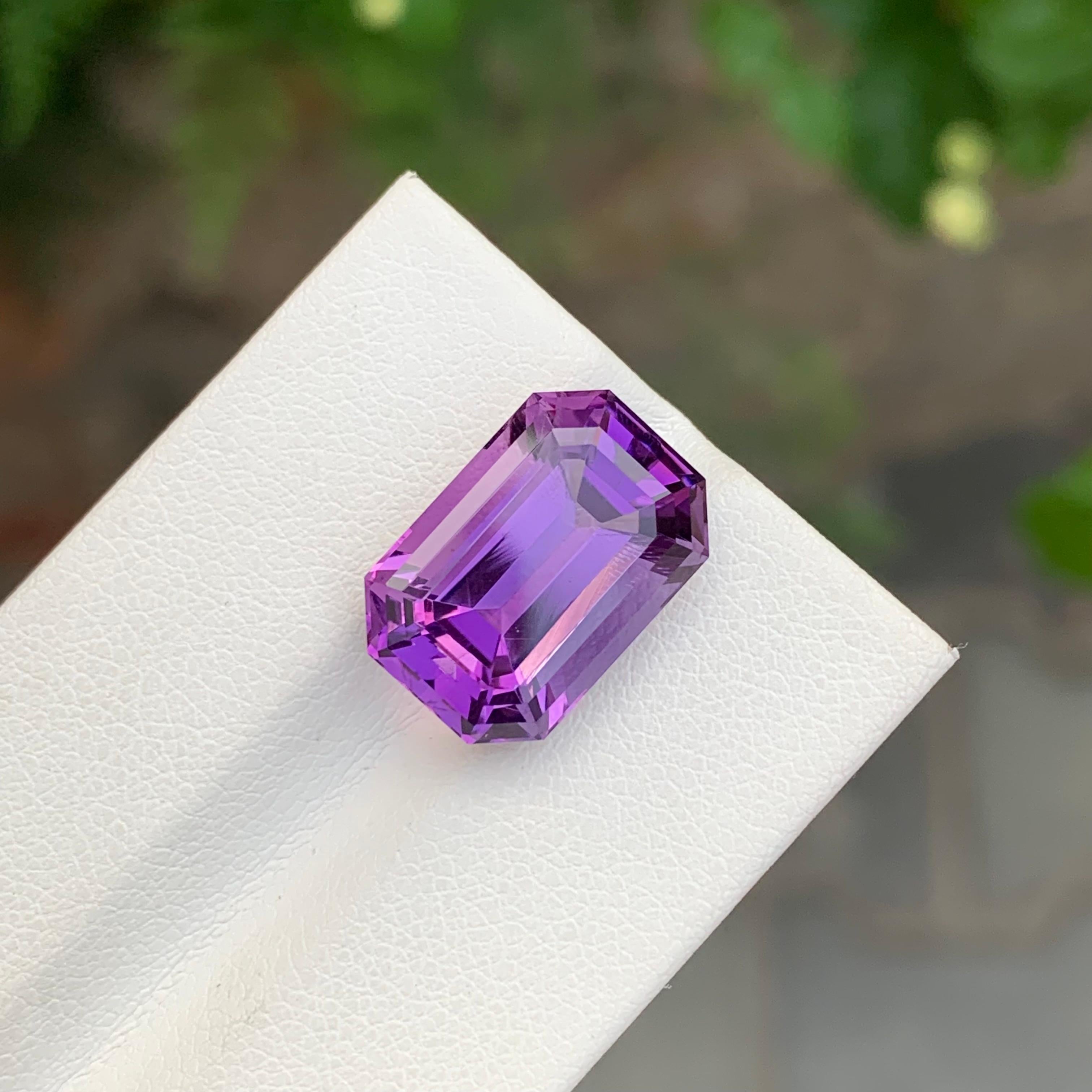 Emerald Cut 10.35 Carat Natural Loose Amethyst Emerald Shape Gemstone For Jewellery For Sale