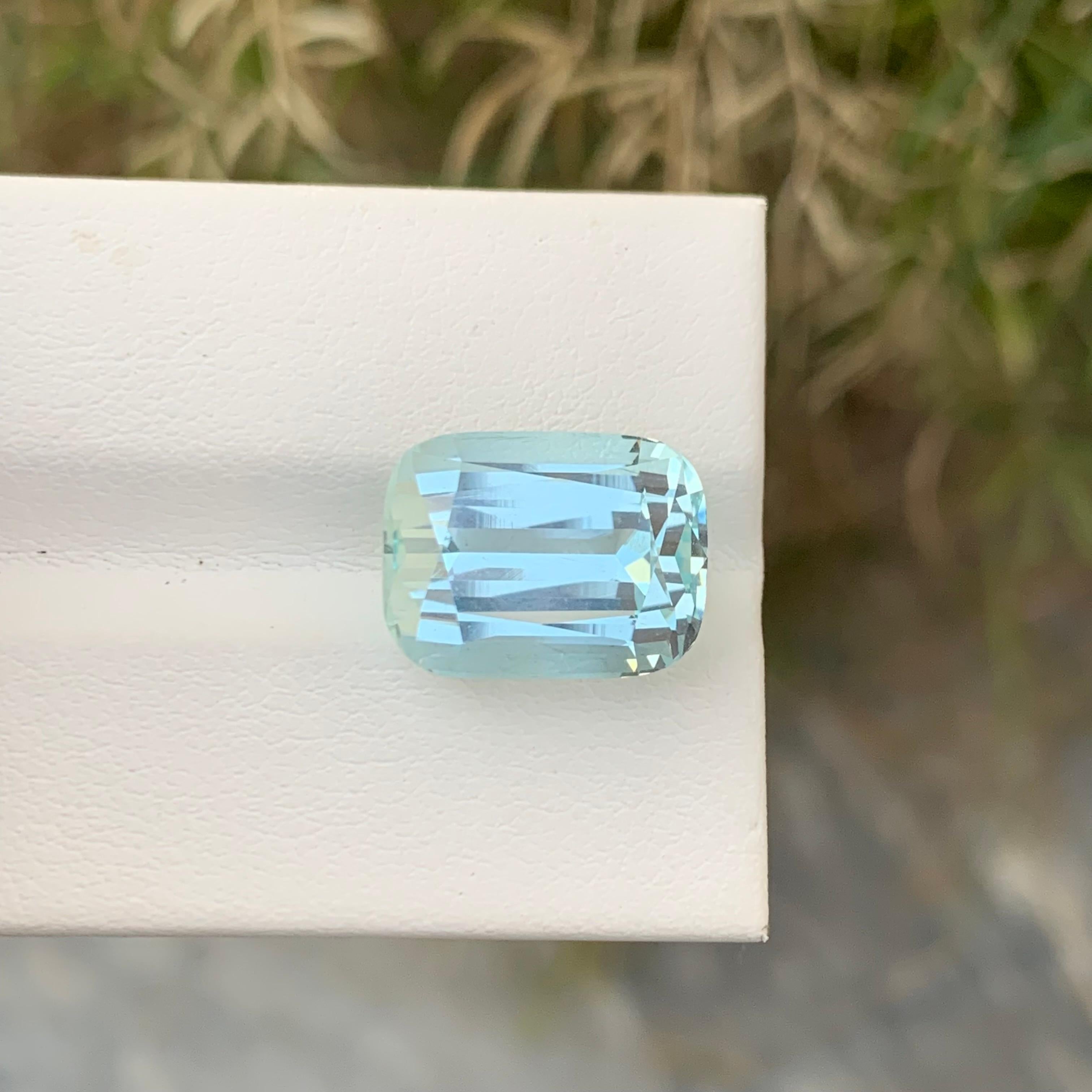10.35 Carat Natural Loose Aquamarine Long Cushion Shape Gem For Necklace For Sale 4