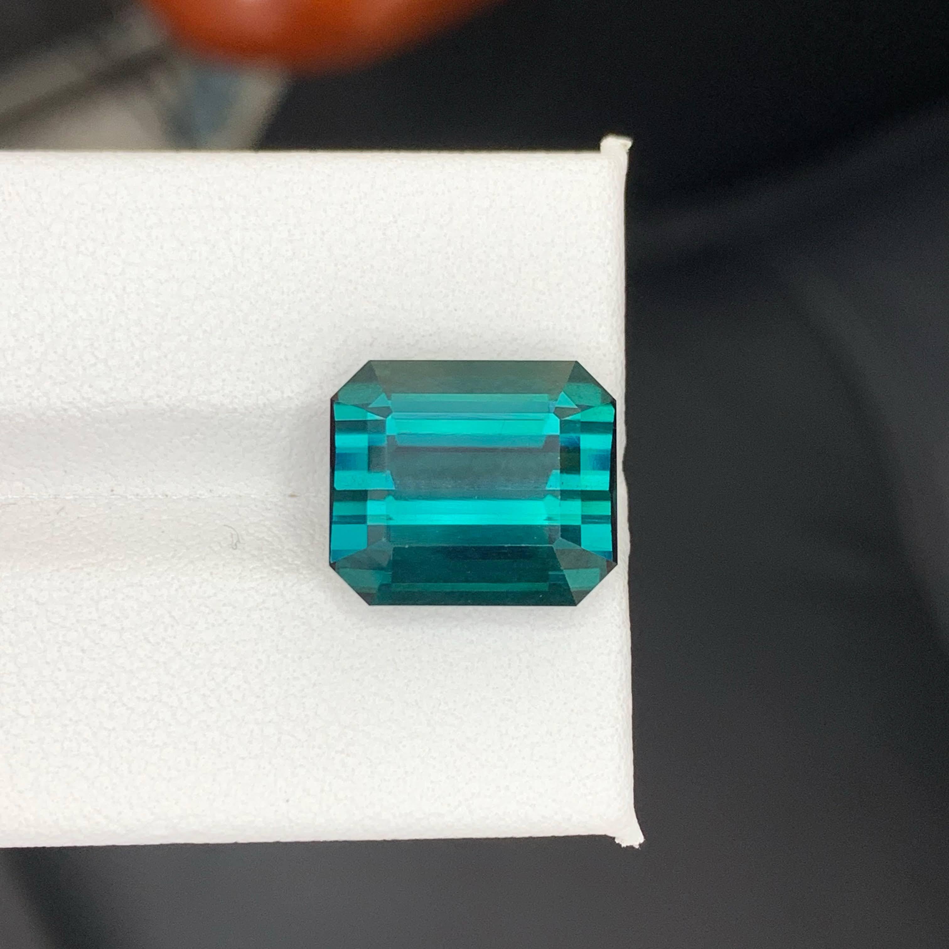 10.35 Karat Natürliche Lose Blaue Farbe Turmalin Smaragdschliff Afghanischer Edelstein im Angebot 3