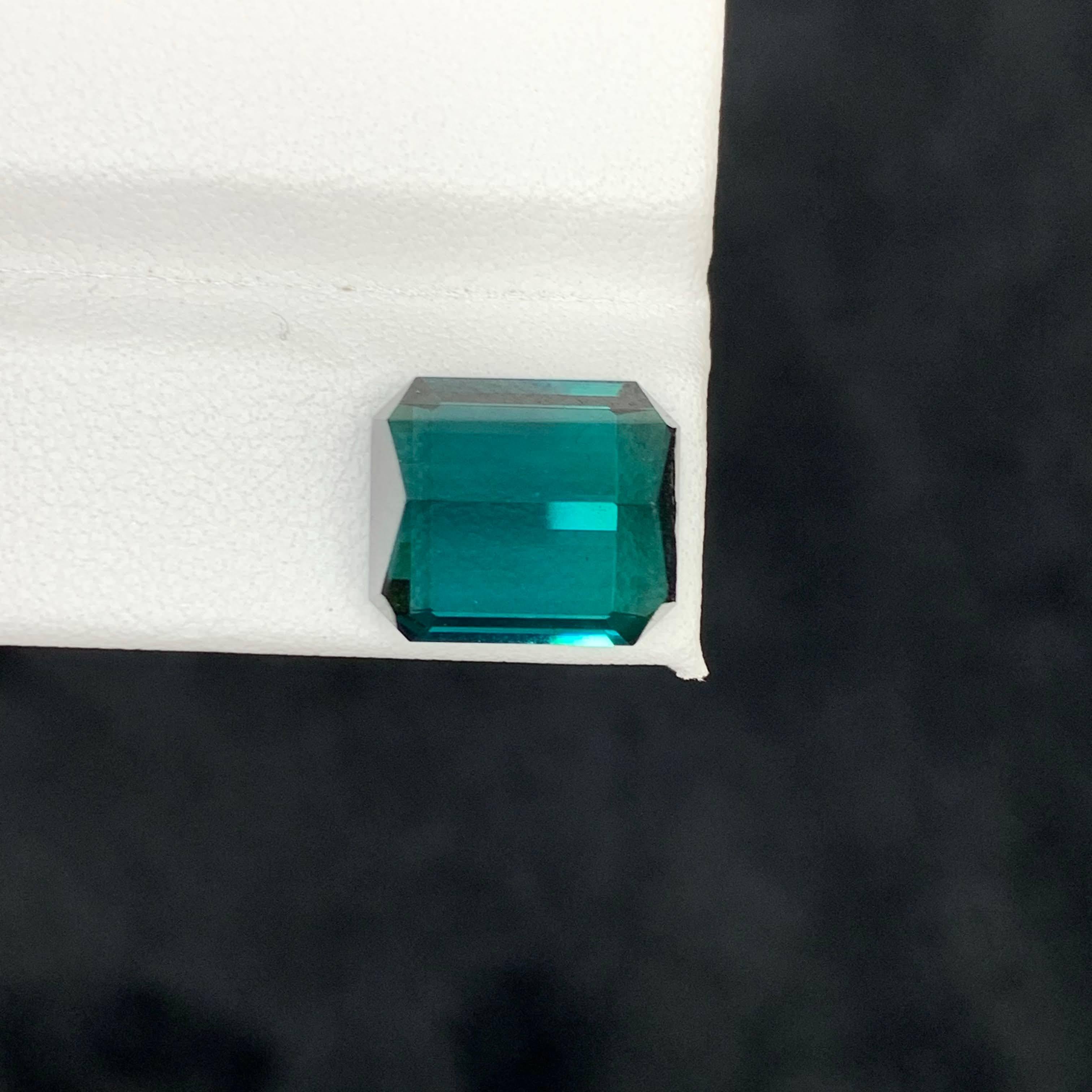 10.35 Karat Natürliche Lose Blaue Farbe Turmalin Smaragdschliff Afghanischer Edelstein im Angebot 4