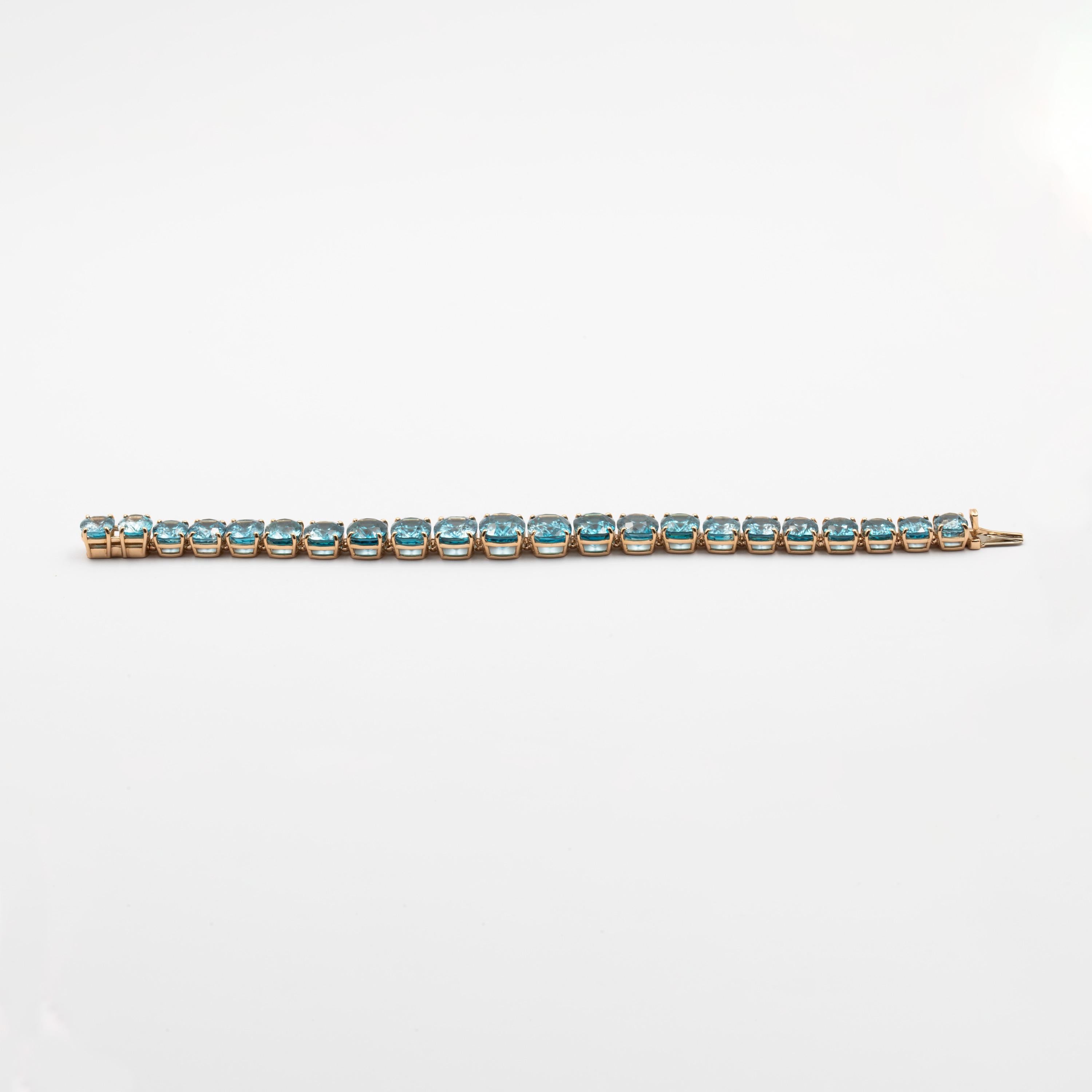 Contemporary 103.5 Carat Neon Blue Pink Gold Schullin Gemstone Bracelet For Sale