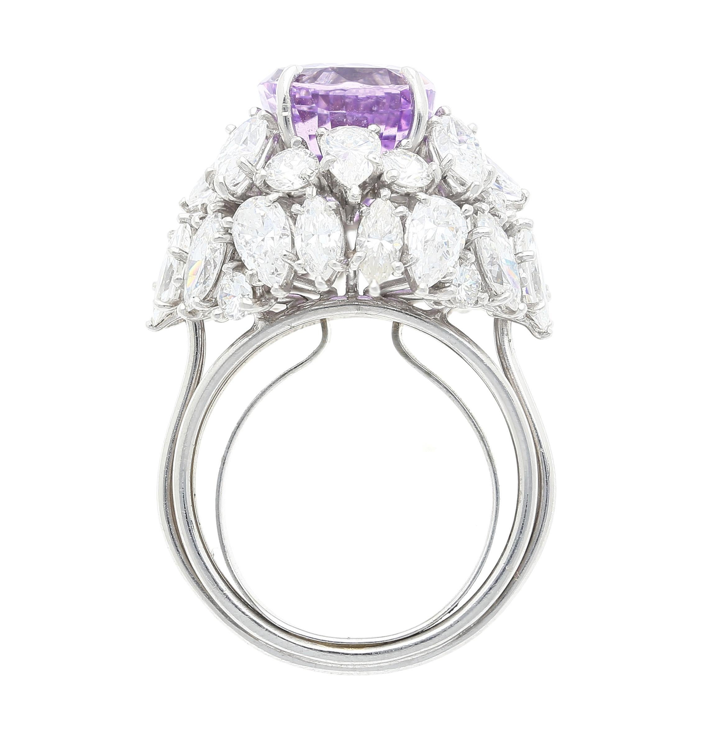 10,35 Karat lila Saphir No Heat Ceylon und Diamant Cluster-Ring Damen im Angebot