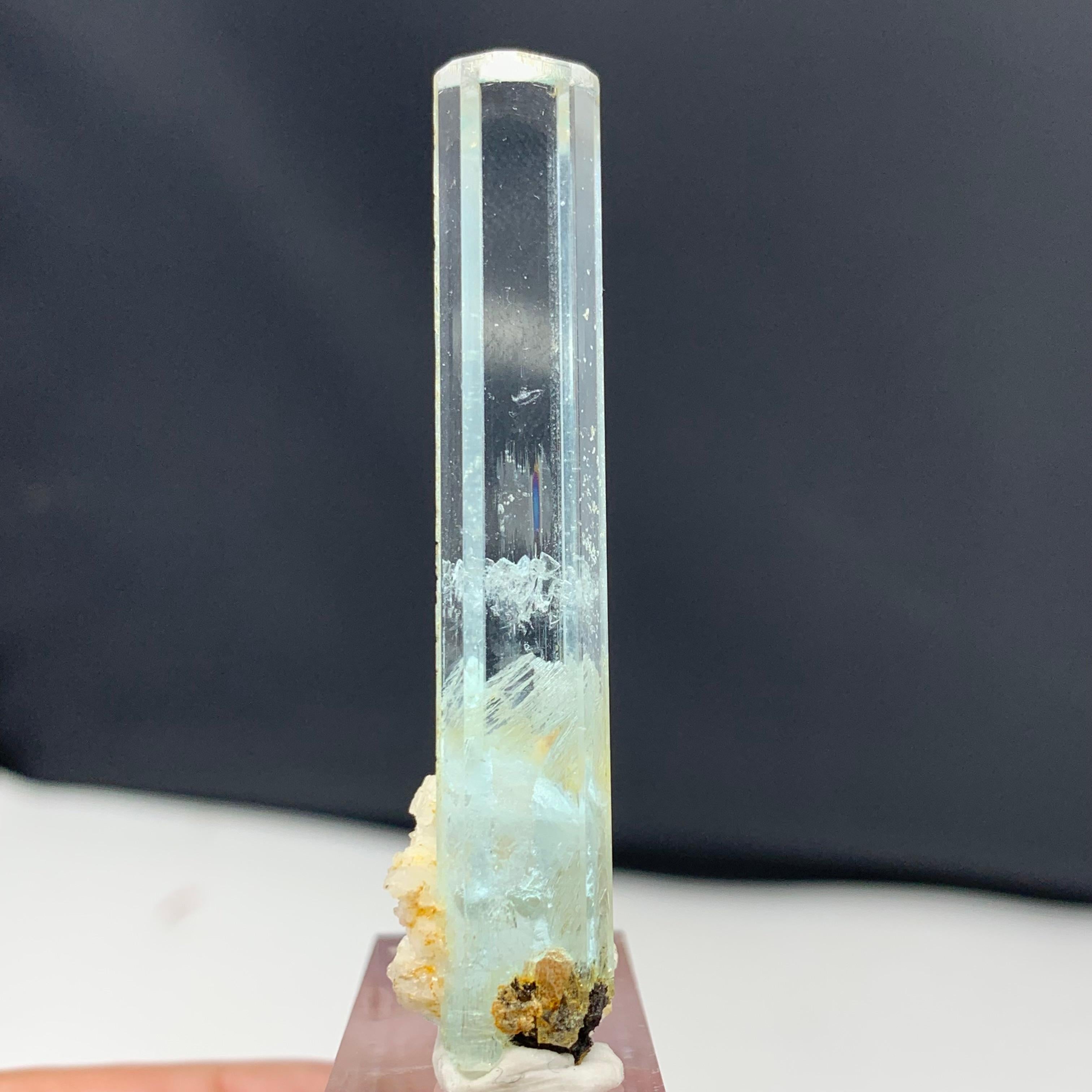 10.36 Gram Incredible Aquamarine Specimen From Skardu, Pakistan 

Weight : 10.36 Gram 
Dimension: 5.7 x 1.4 x 1.2 Cm 
Origin: Skardu, Pakistan 

Aquamarine is a pale-blue to light-green variety of beryl. The color of aquamarine can be changed by