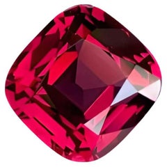  10.37 Carats Reddish Pink Garnet Cushion Cut Natural Madagascar's Gemstone