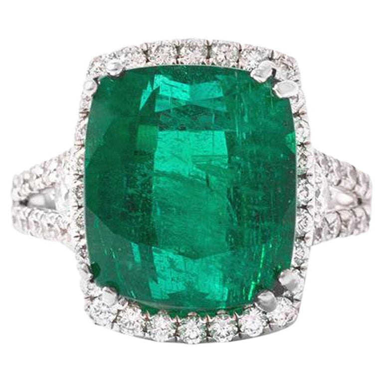 Anello con diamante smeraldo da 10.38 carati