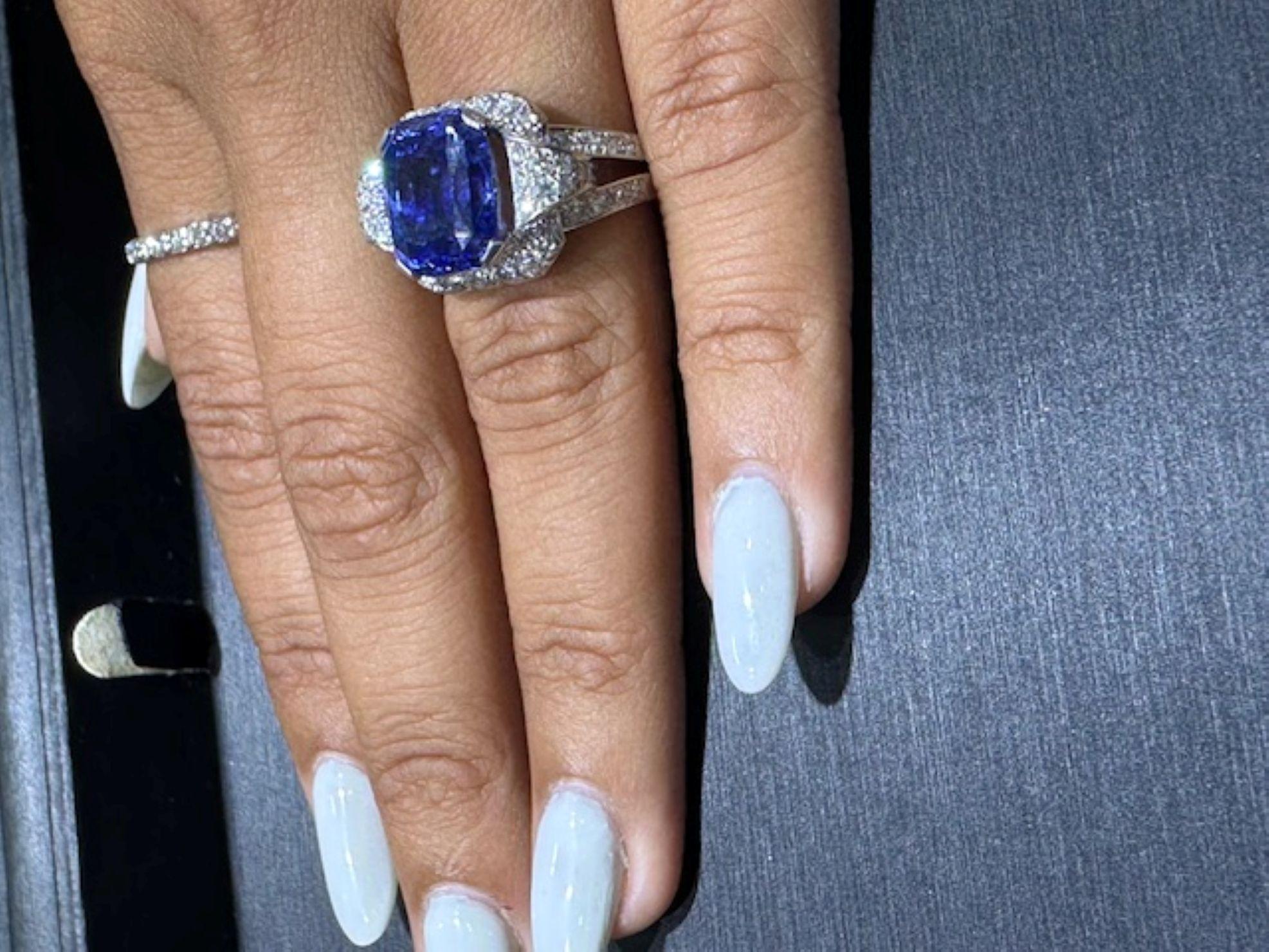 10.38 Karat unbehandelter Saphir-Diamantring für Damen oder Herren im Angebot