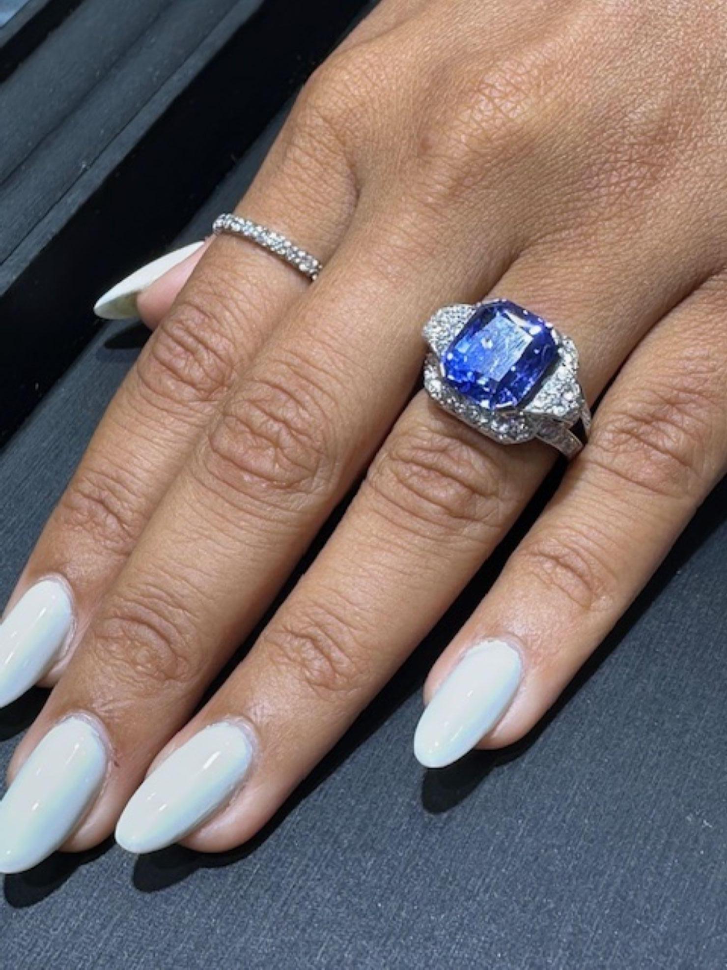 10.38 Karat unbehandelter Saphir-Diamantring im Angebot 1