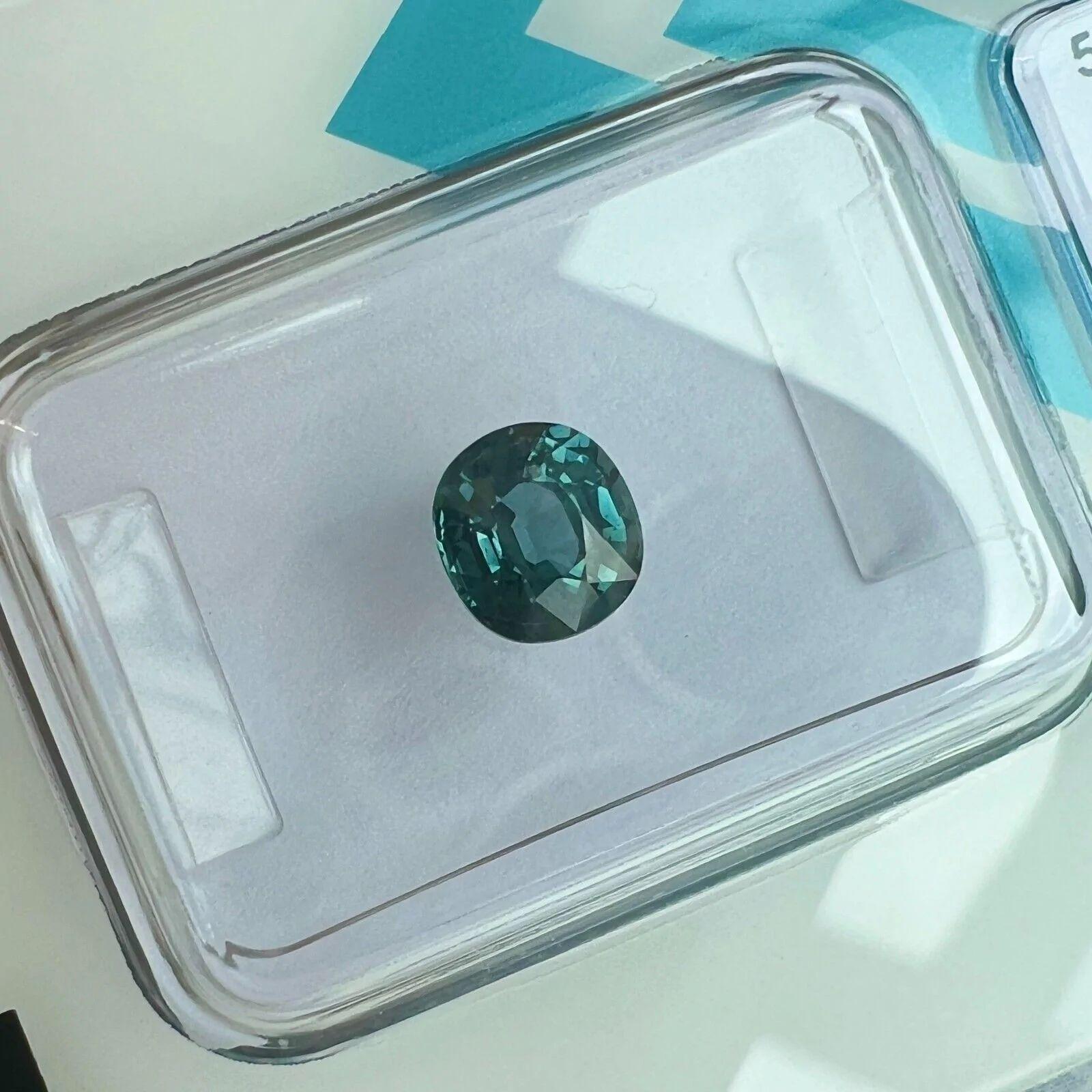 1,03 Karat Farbwechsel Saphir Seltener Grüner Blauer unbehandelter Ovalschliff IGI zertifiziert 3