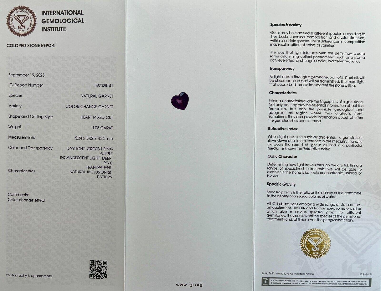 Pierre précieuse taille cœur certifiée IGI, grenat naturel à couleur changeante rose pourpre 1,03 carat en vente 6