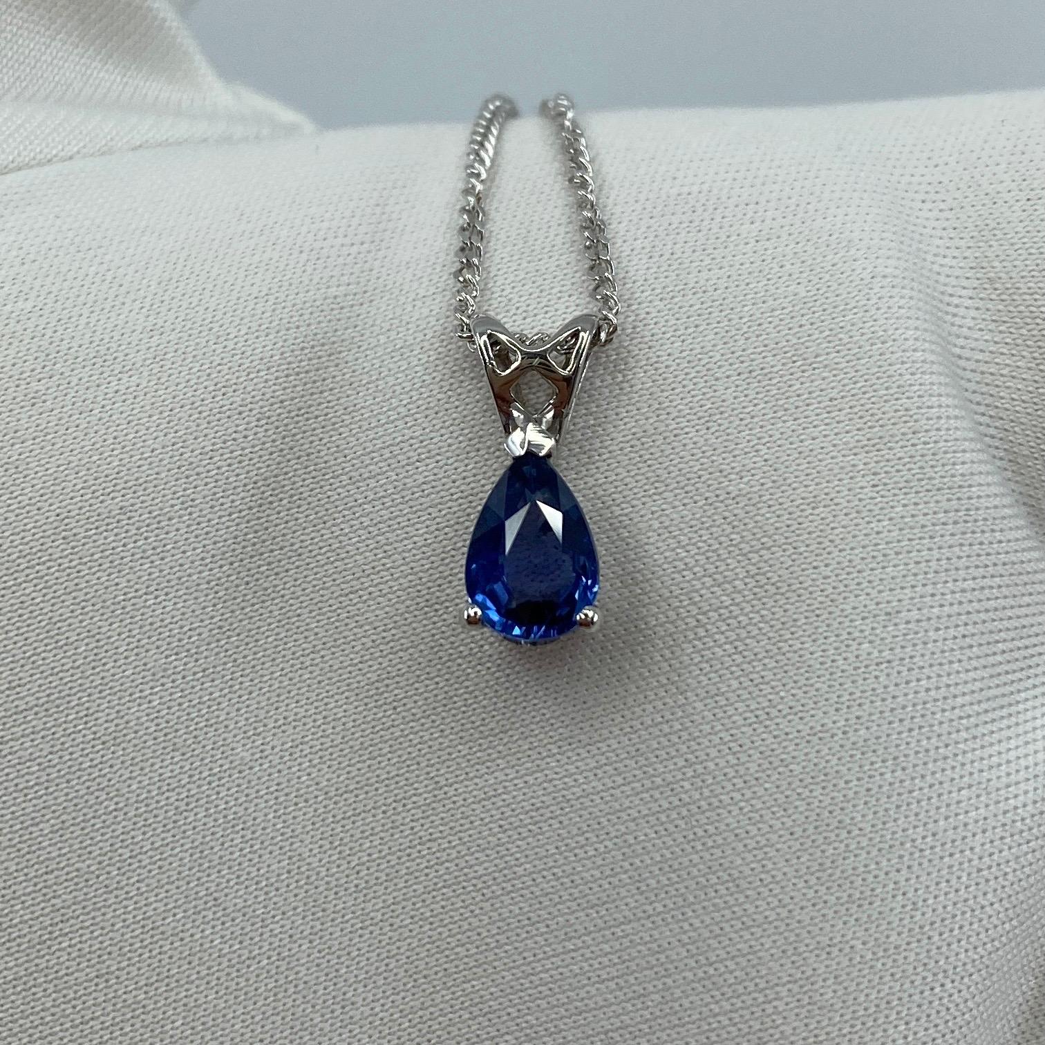 Fine Ceylon Blue Sapphire 18k White Gold Pendant.

Stunning 1.03 carat blue sapphire with a vivid blue colour and excellent clarity, very clean stone. Set in a beautiful 18k white gold heart motif pendant setting.
The sapphire also has an excellent