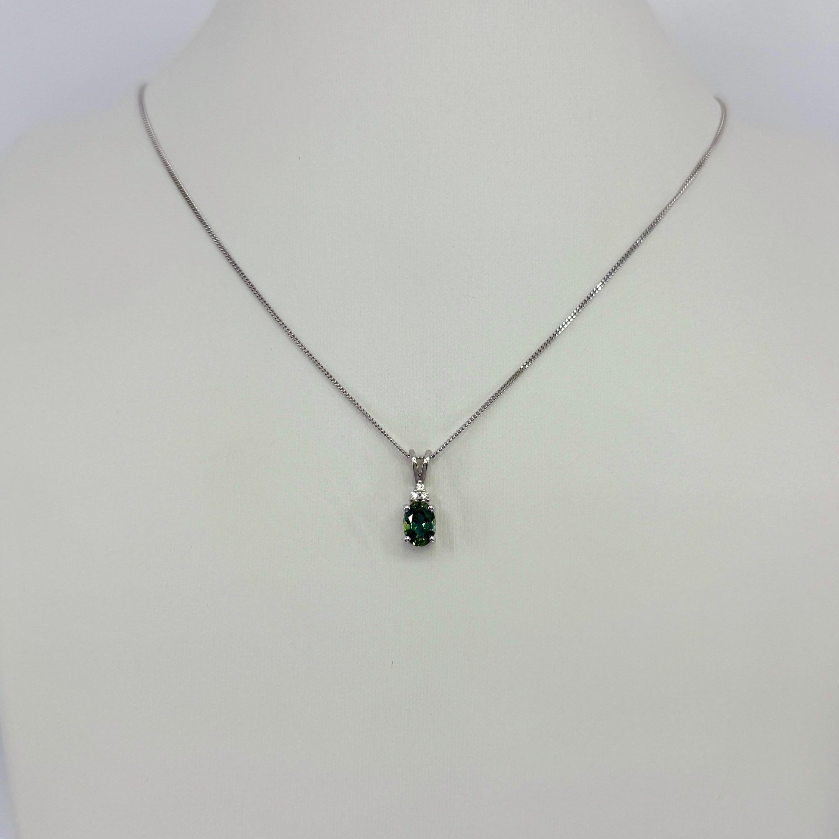 1.03ct Vivid Green Oval Cut Sapphire And Diamond 14k White Gold Pendant Necklace For Sale 1