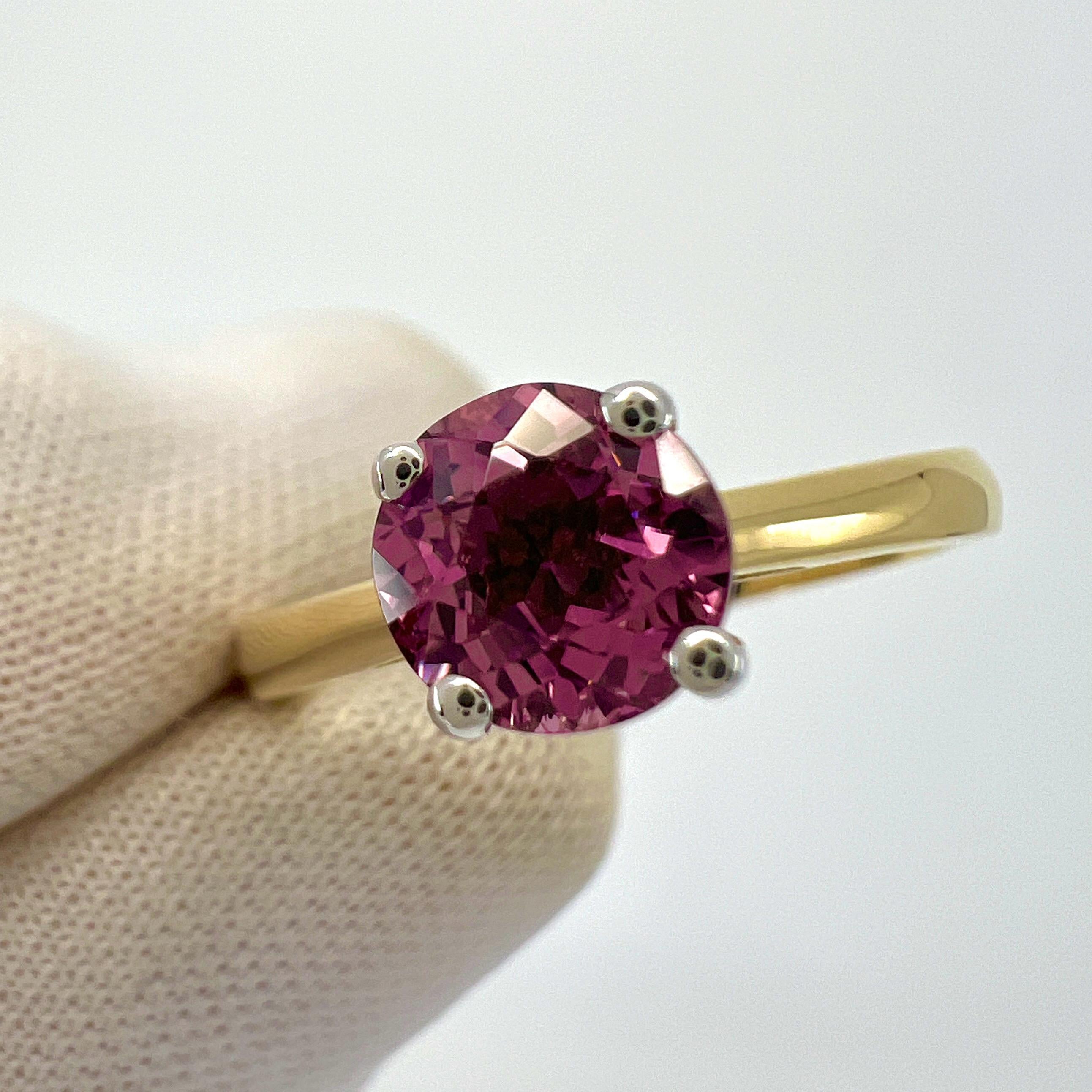 1.03ct Vivid Pink Mahenge Spinel Round Cut 18k Yellow White Gold Solitaire Ring en vente 6