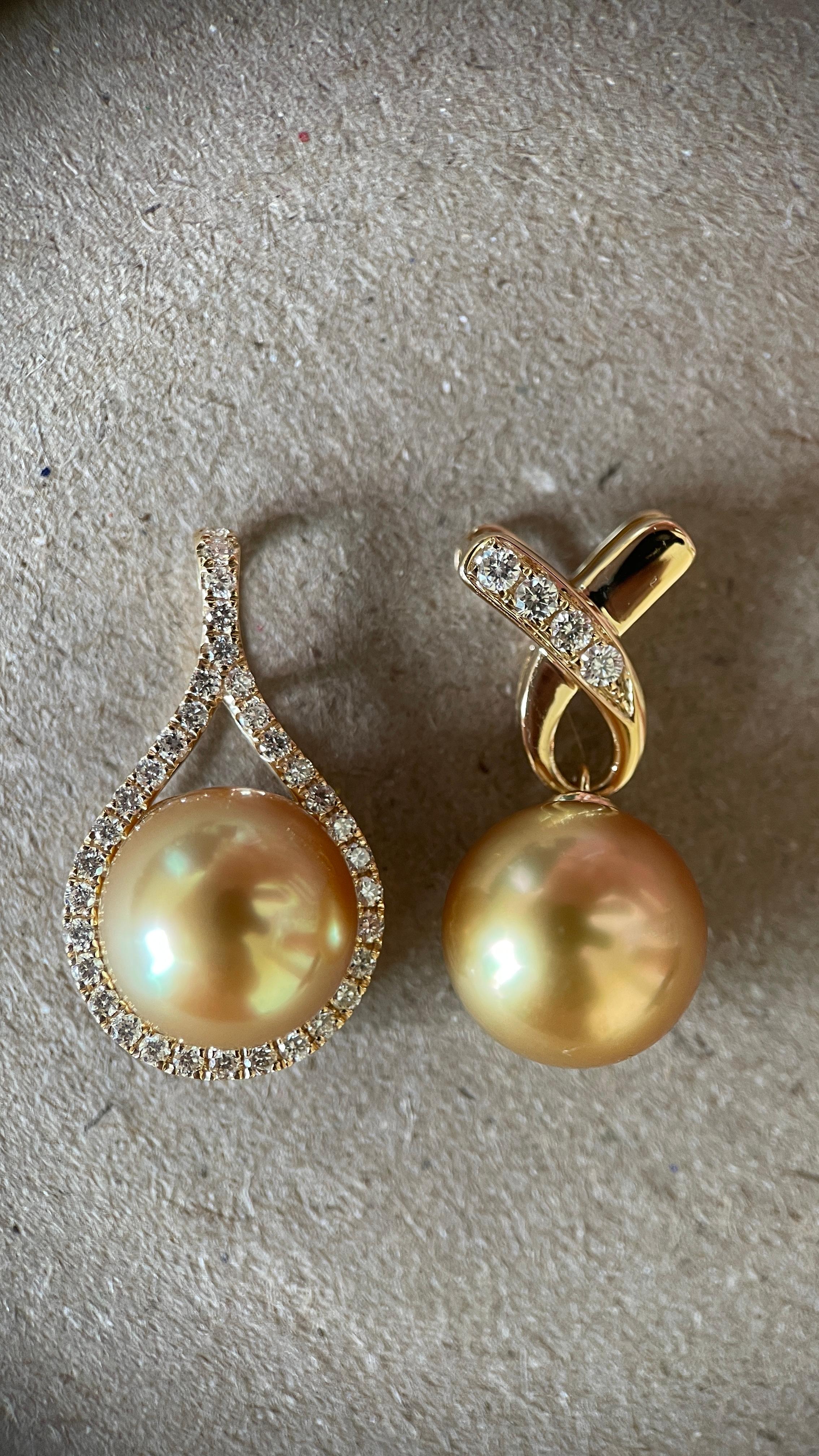 Art Deco 10.3mm AAA quality Golden South Sea Pearl Pendants in 18k solid gold For Sale