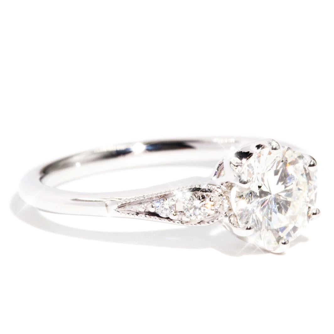 Contemporary 1.04 Carat Certified Round Brilliant Cut Diamond Engagement Ring 18 Carat Gold