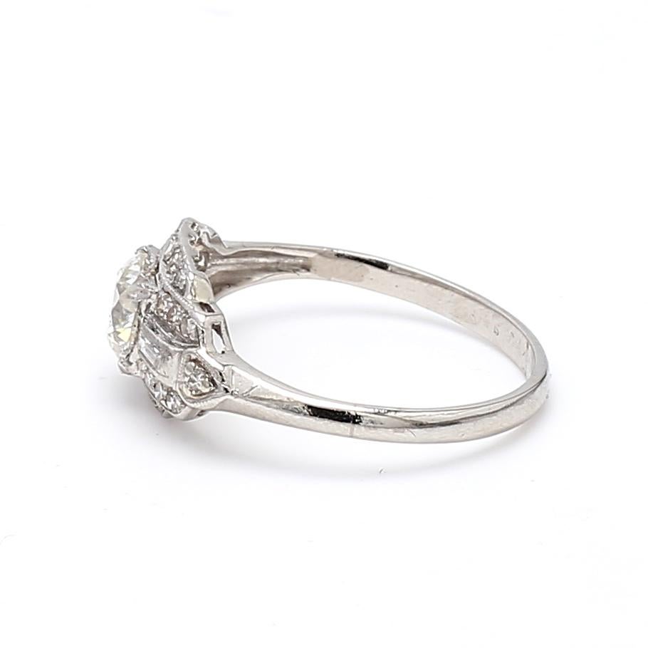 Women's 1.04 Carat Circular Brilliant Cut Shape I-VS2 Diamond Platinum Wedding Ring For Sale