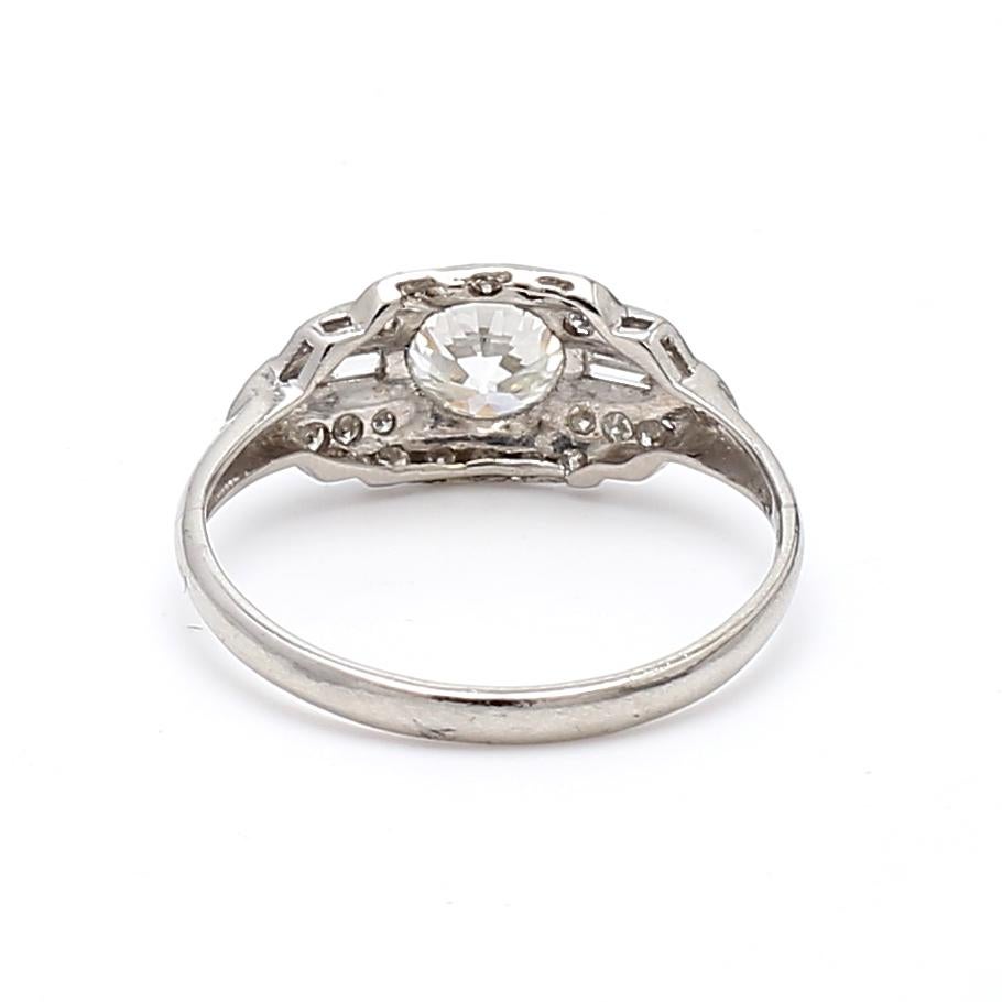 1.04 Carat Circular Brilliant Cut Shape I-VS2 Diamond Platinum Wedding Ring For Sale 1