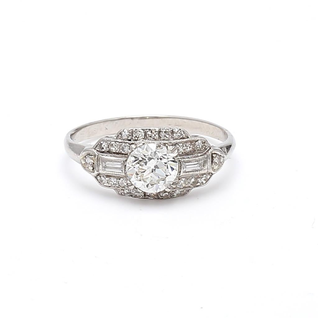 1.04 Carat Circular Brilliant Cut Shape I-VS2 Diamond Platinum Wedding Ring For Sale 5