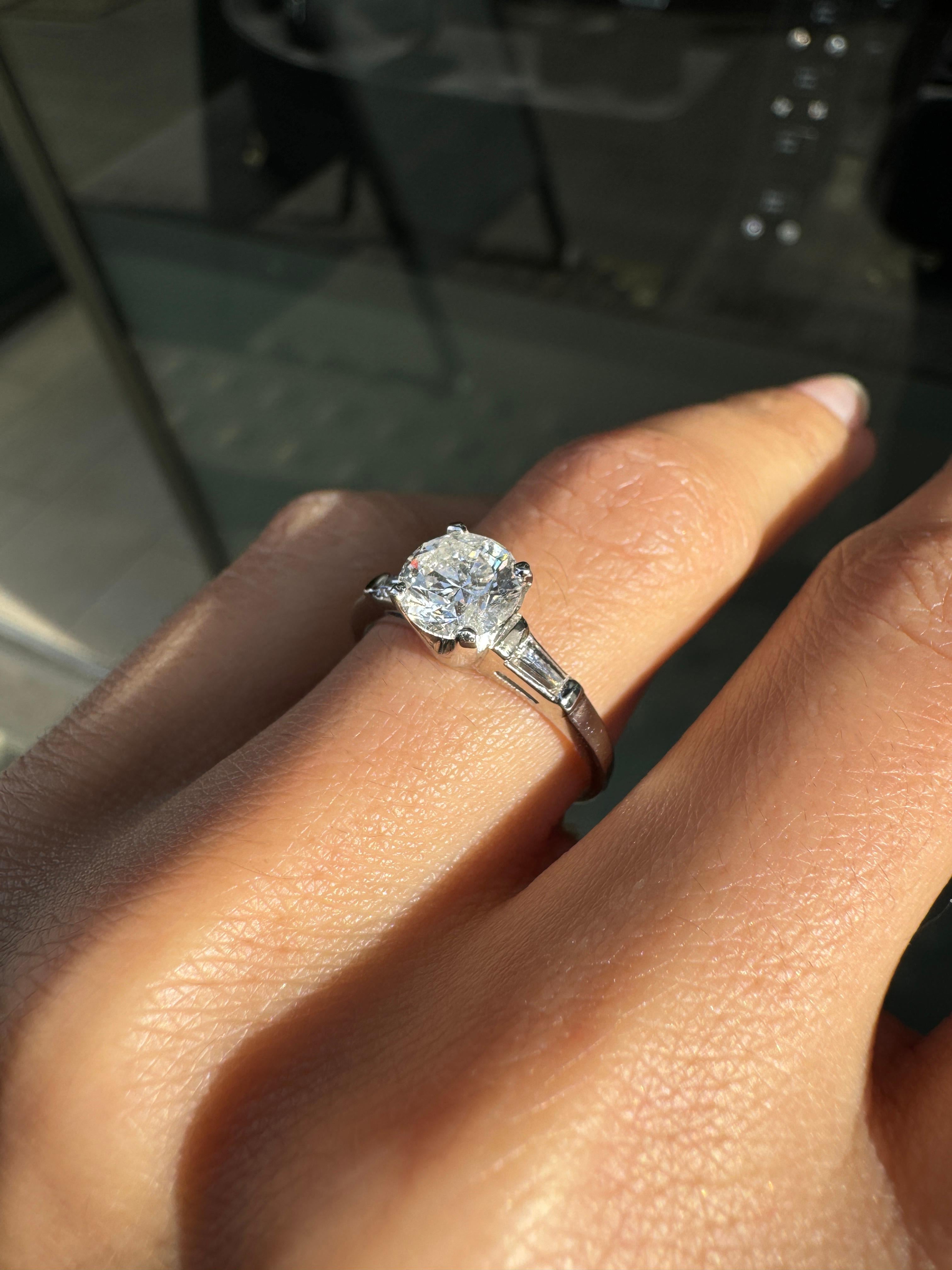 Brilliant Cut 1.04 Carat Diamond and Platinum Three Stone Engagement Ring For Sale