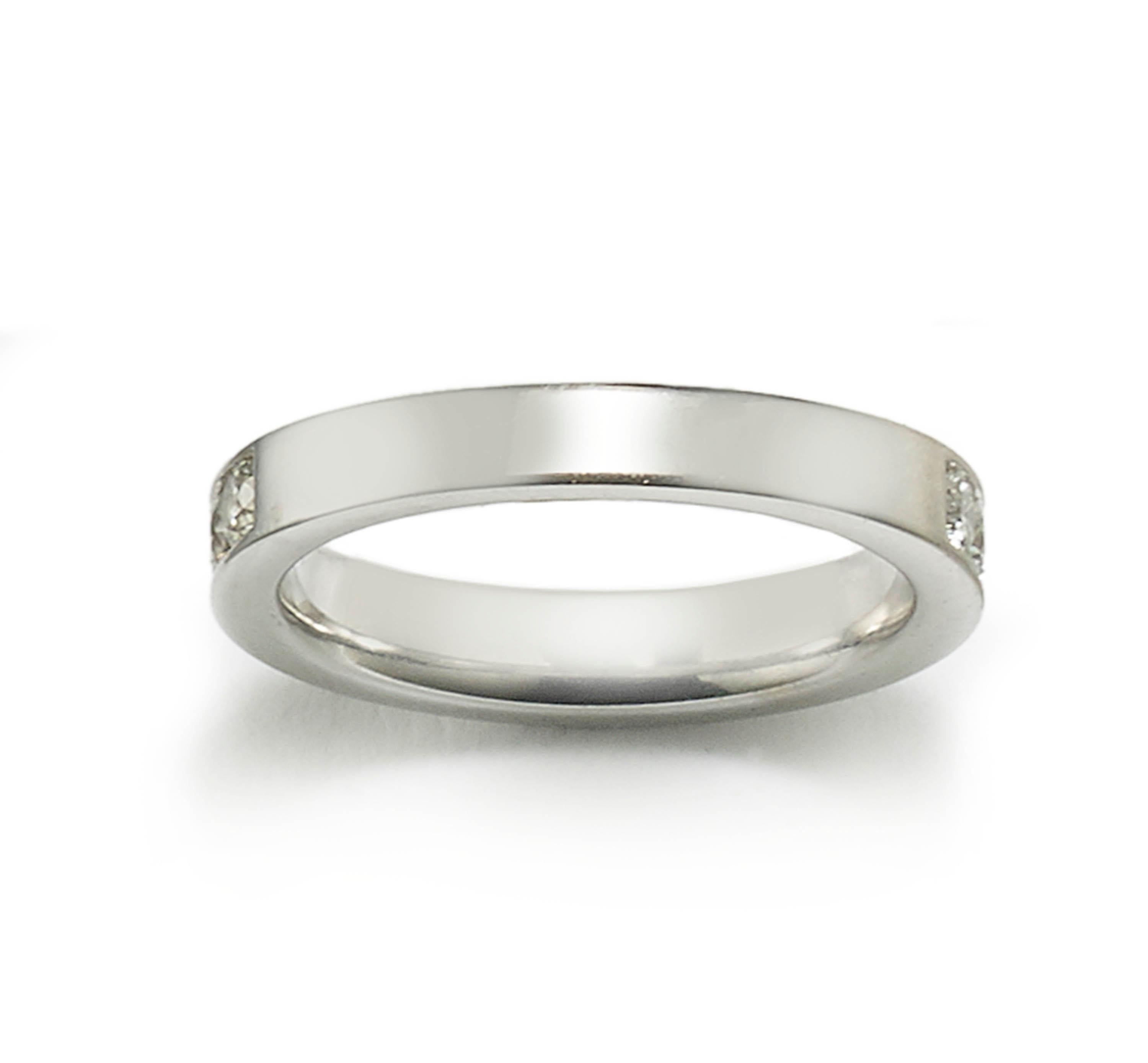 Modern 1.04 Carat Diamond and White Gold Half Eternity Ring For Sale