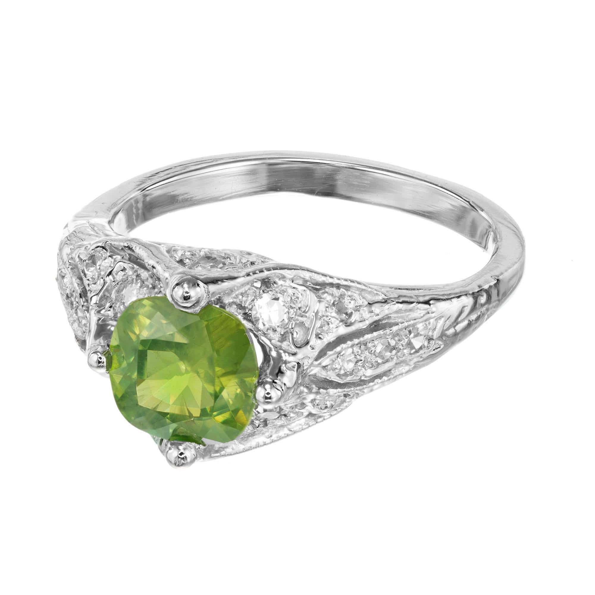 1,04 Karat Grüner Russischer Demantoid Granat Diamant Platin Art Deco Verlobungsring im Zustand „Gut“ im Angebot in Stamford, CT