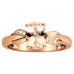 1.04 Carat Morganite Oval Cut Diamond Accents 10K Rose Gold Engagement Ring